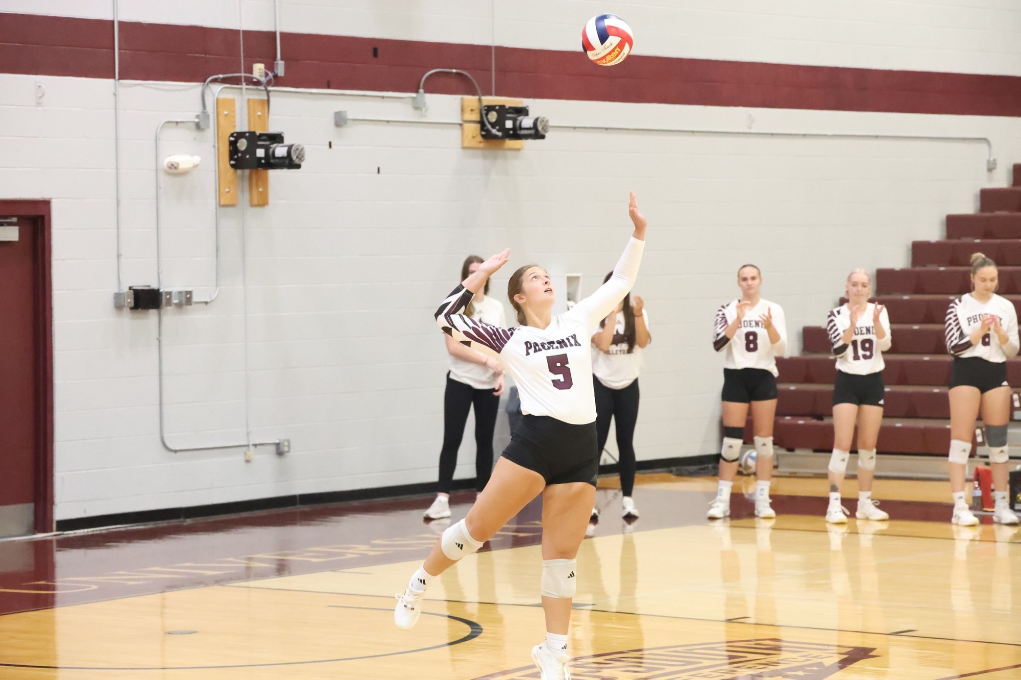 womens volleyball serve
