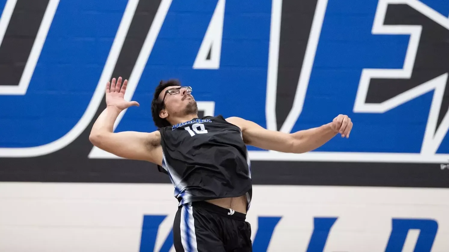 Billy Wieberg goes for the kill