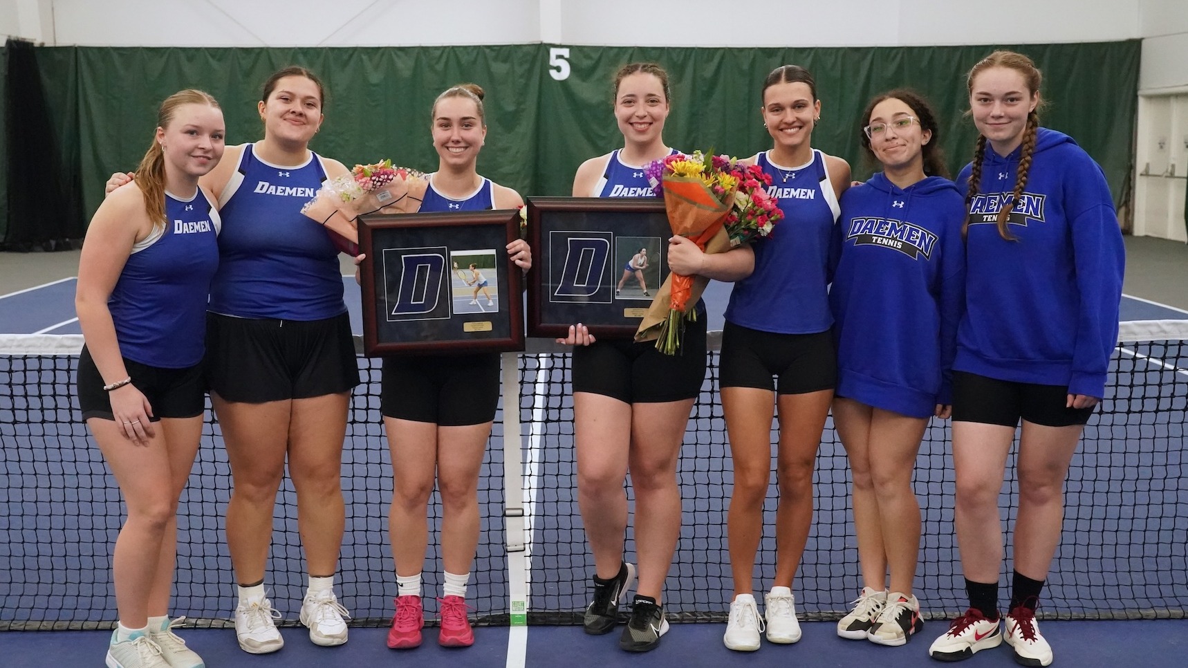 Women's tennis celebrates senior day