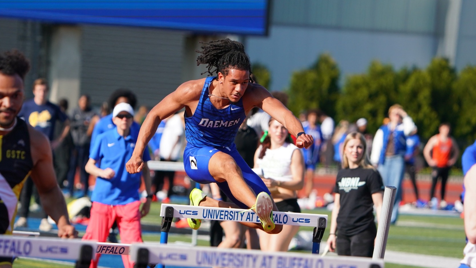 Adam Kamagate hurdles