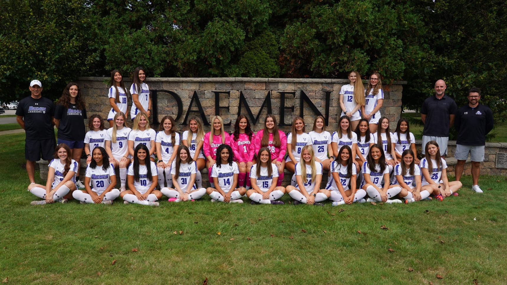 2026 women's soccer team photo