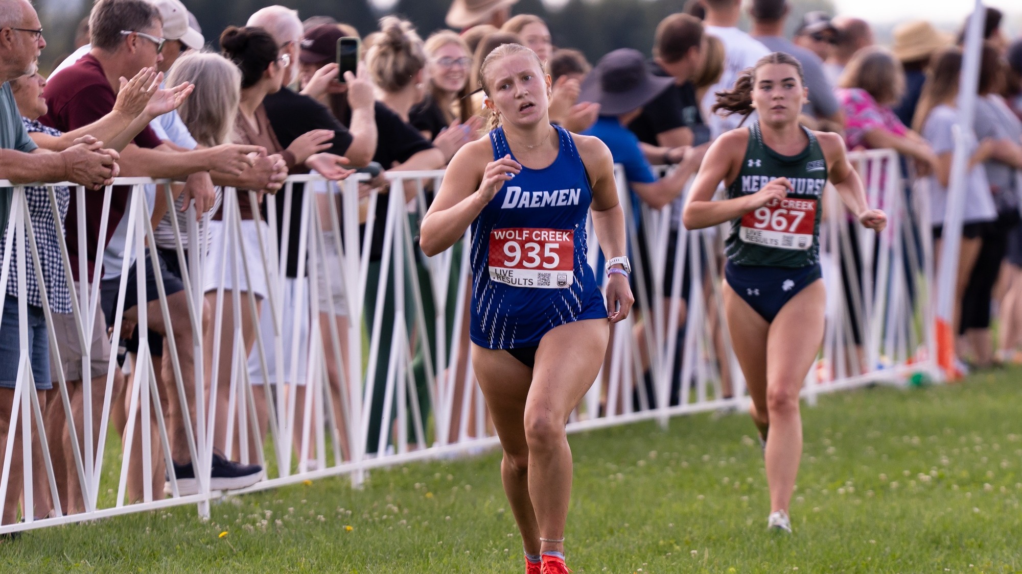 Lia Brasacchio runs at the Doug Watts Open