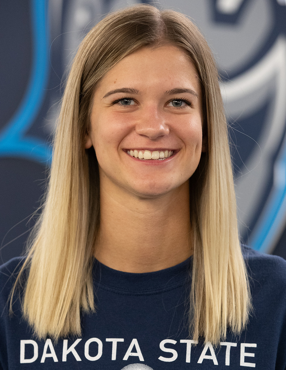 Assistant Coach Laura Babcock