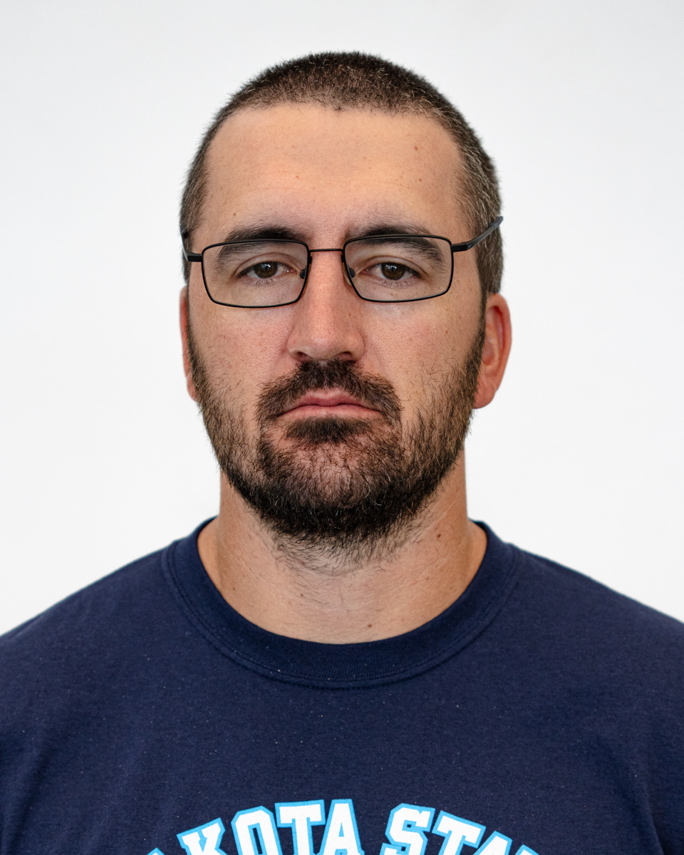 Assistant Coach Anvil Sinsabaugh