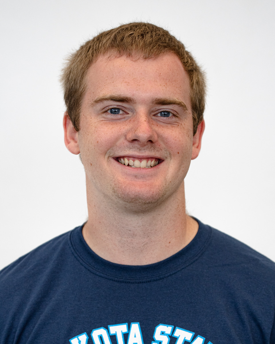 Student Assistant Coach Dylan Jessen