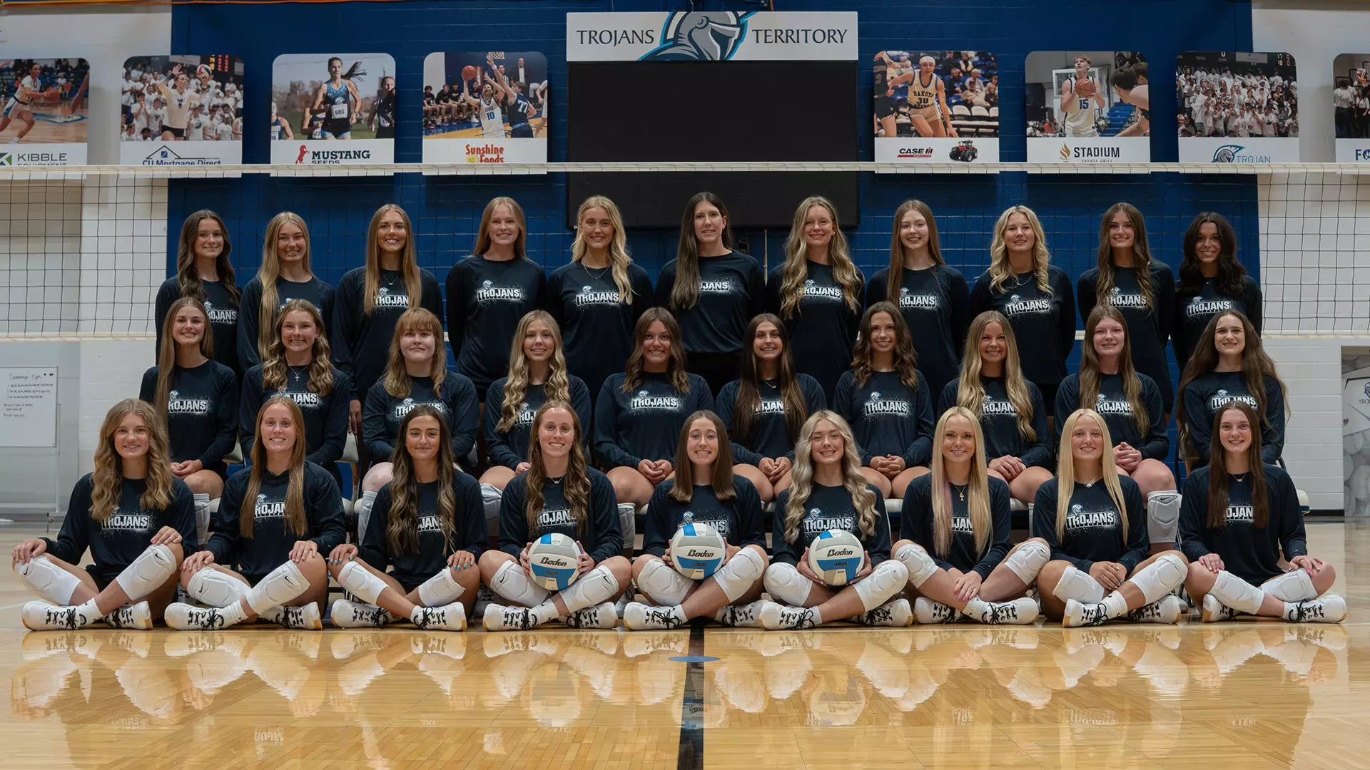 2026 DSU Volleyball Team Picture