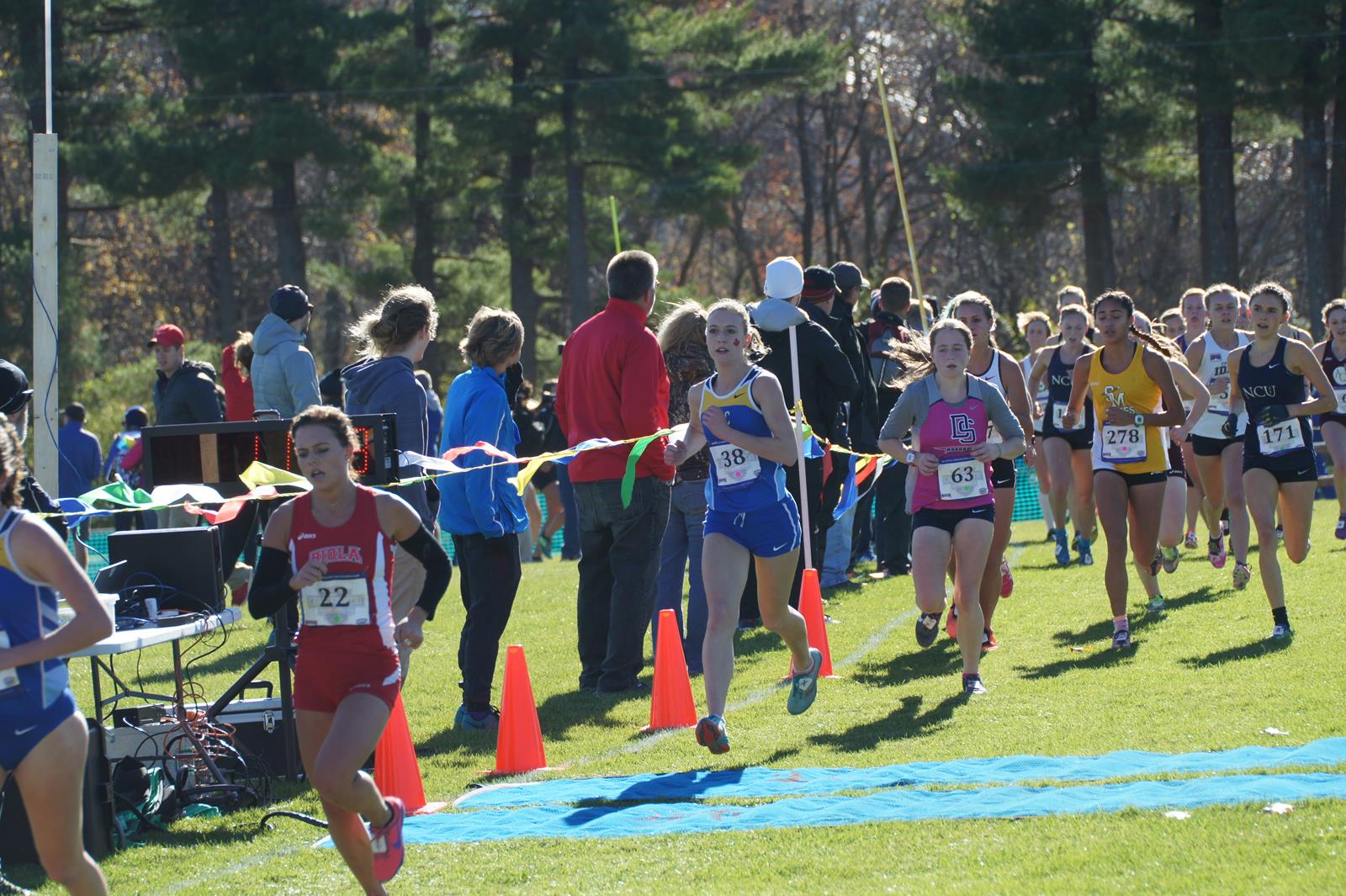 Women's XC-Emily Poole