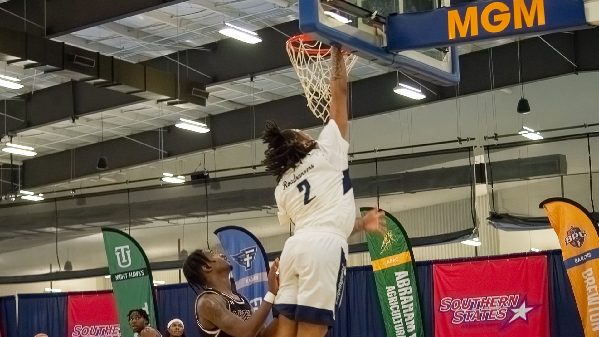 Men's Basketball-Omarion Smith