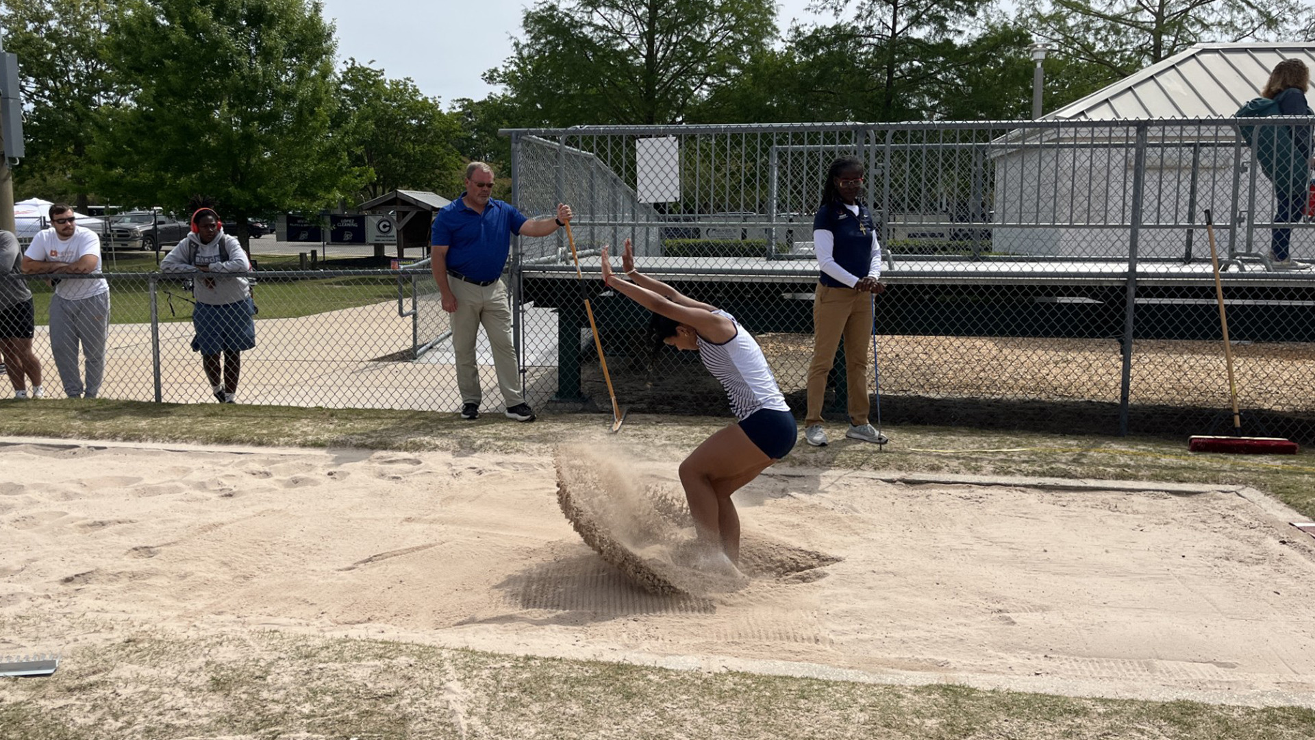 Women's Track & Field-Alexys Hines
