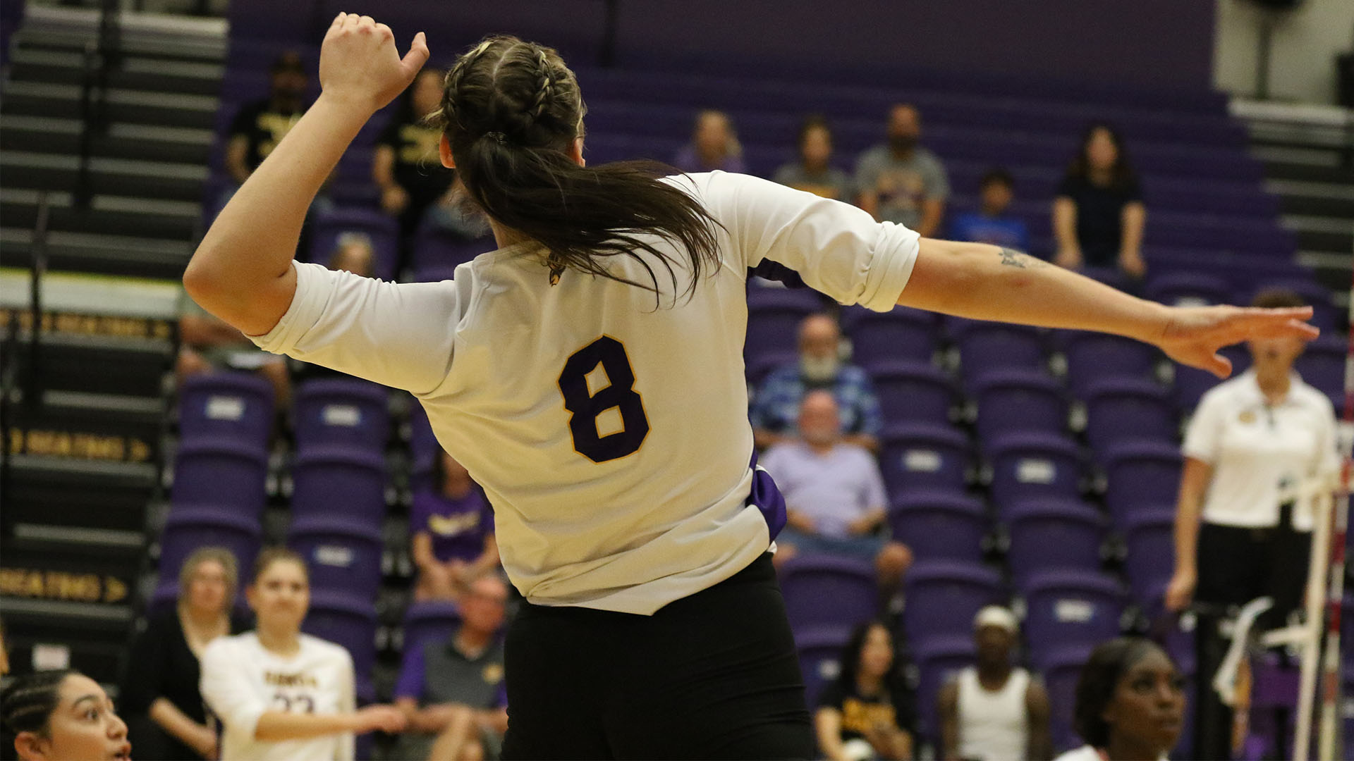 Volleyball Dominates Colby to Pick a KJCCC Victory Dodge City