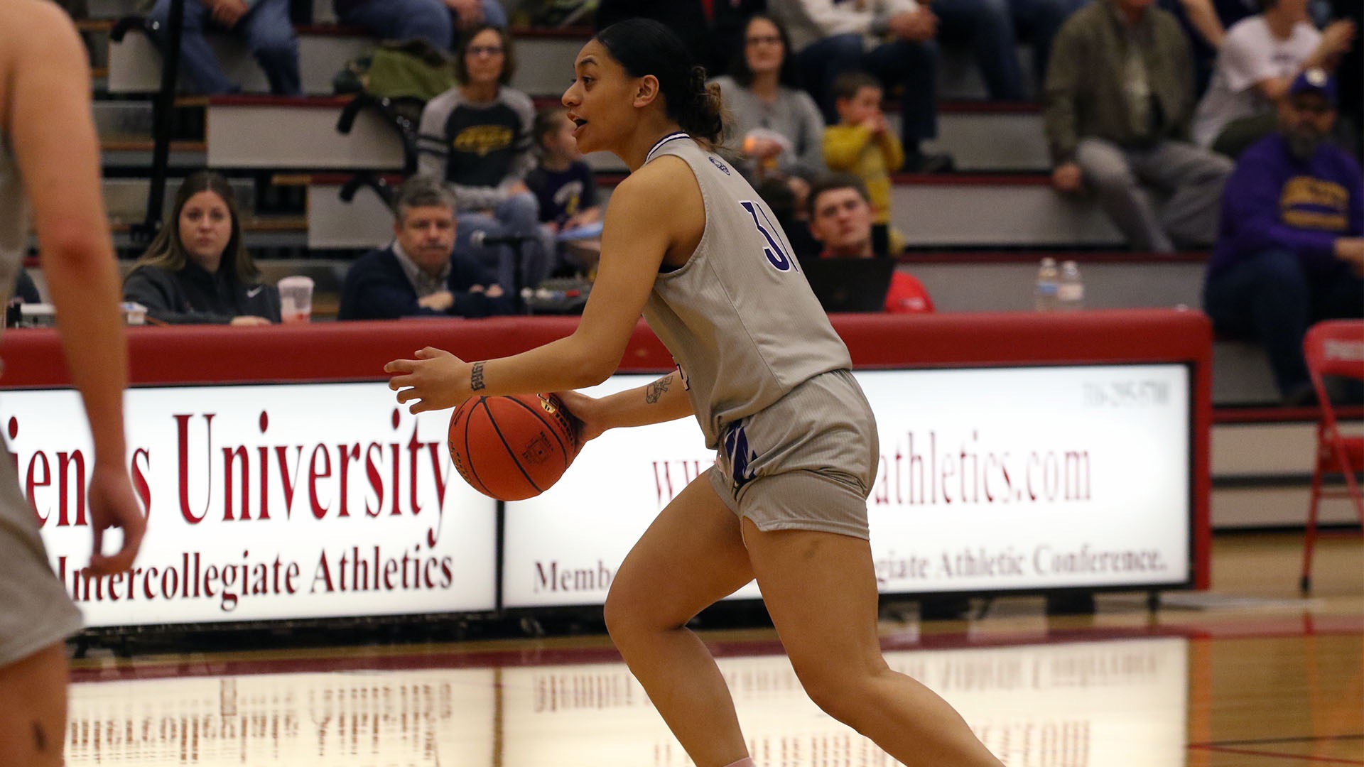 Women's Basketball Falls to Coffeyville In Region VI Semifinals Dodge