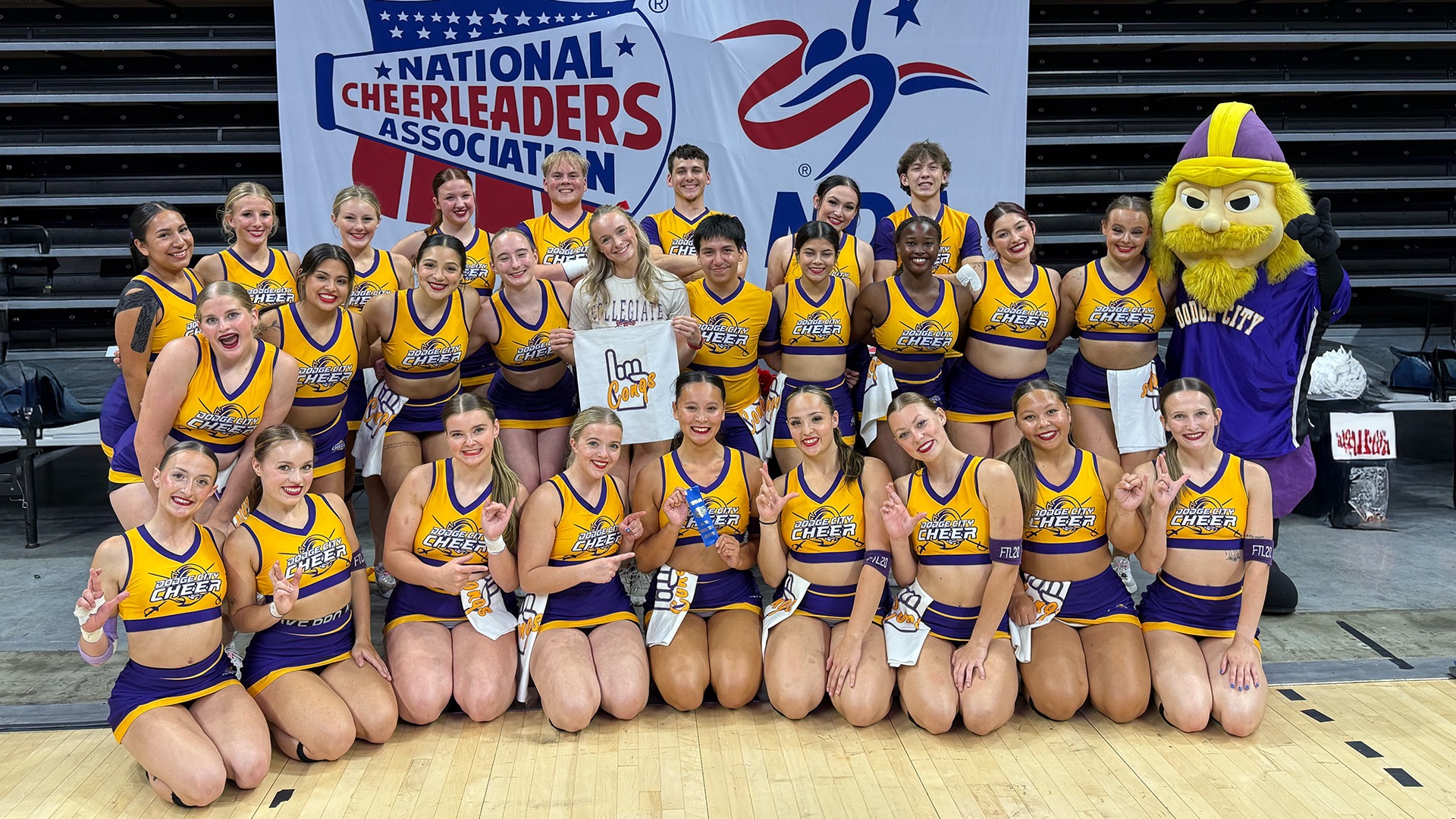 Dodge City CC Cheer Team