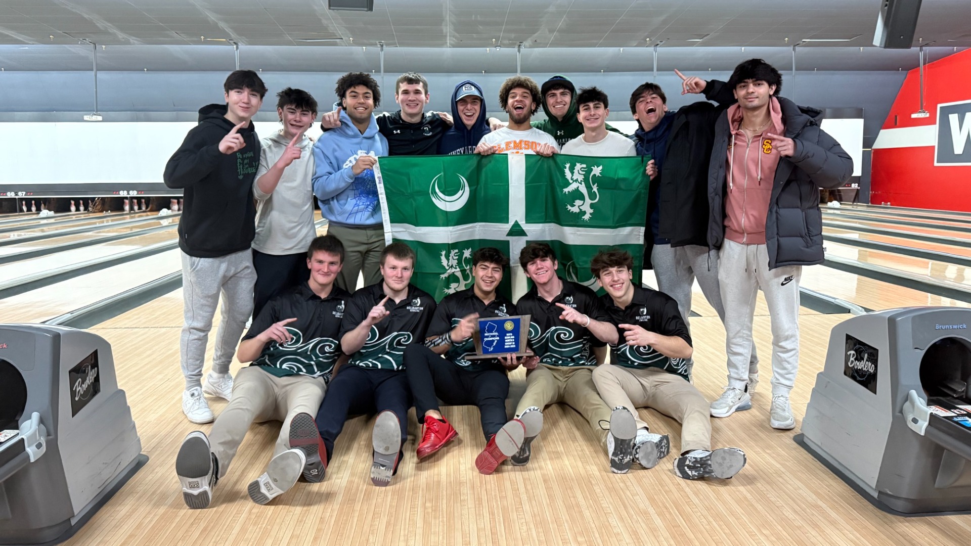 bowling title with friends