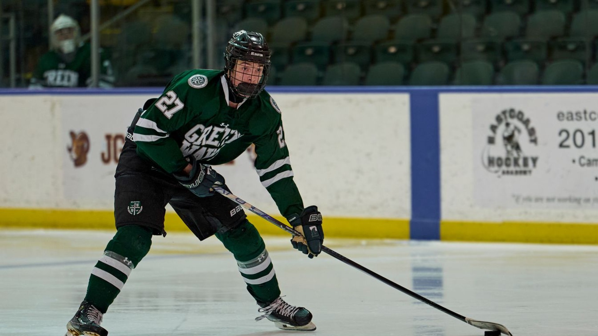 marco looking at net for a shot