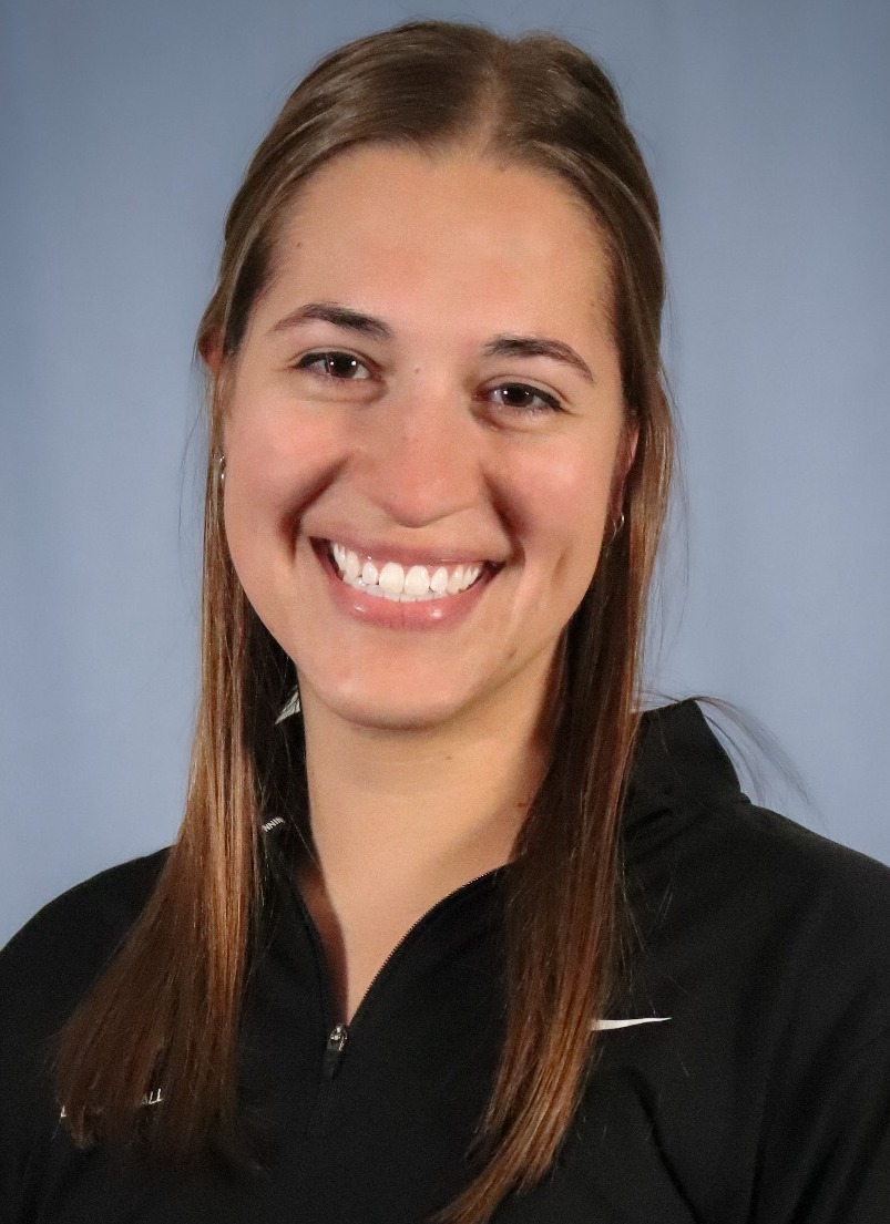 Rachel Mikulec Headshot 2023