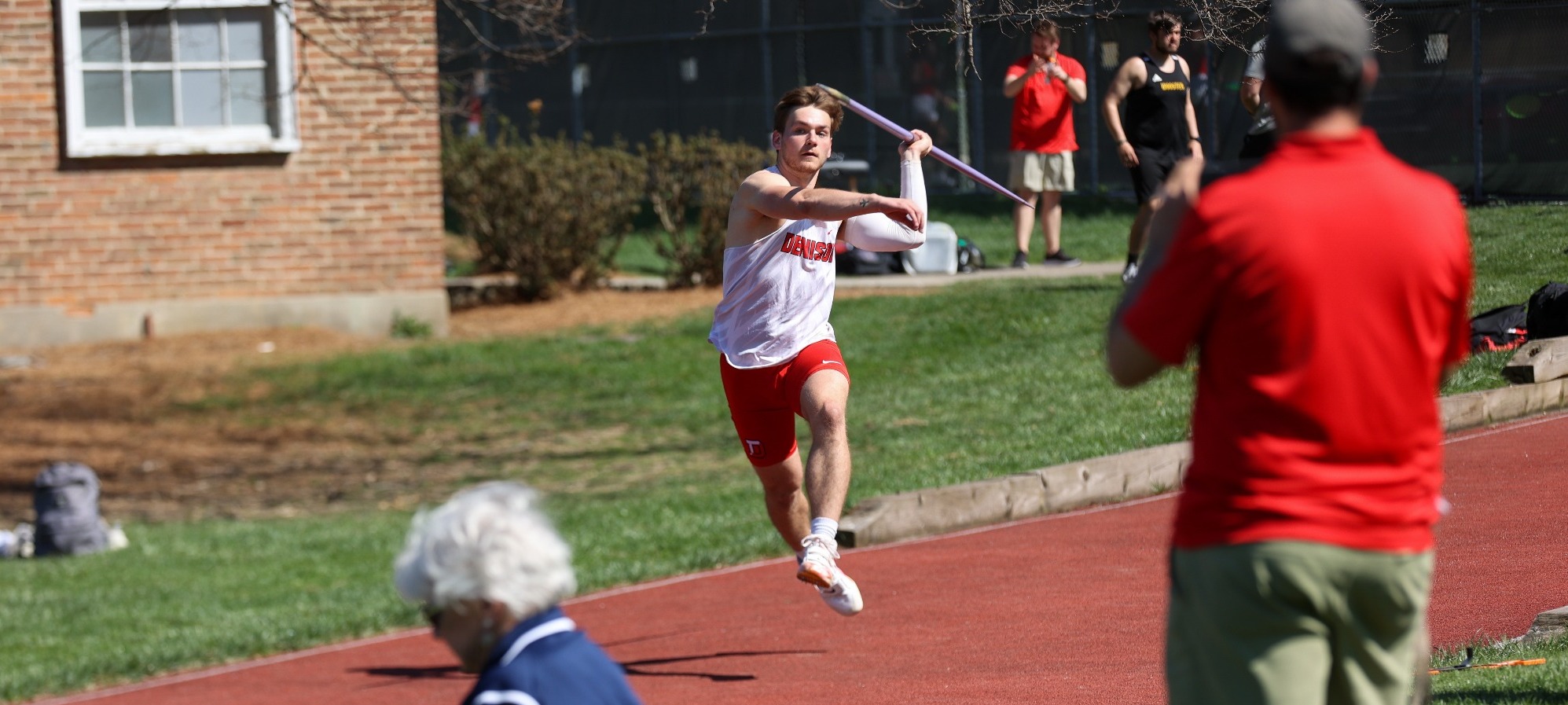 Men’s track & field competes at Jesse Owens Classic and inaugural Duane