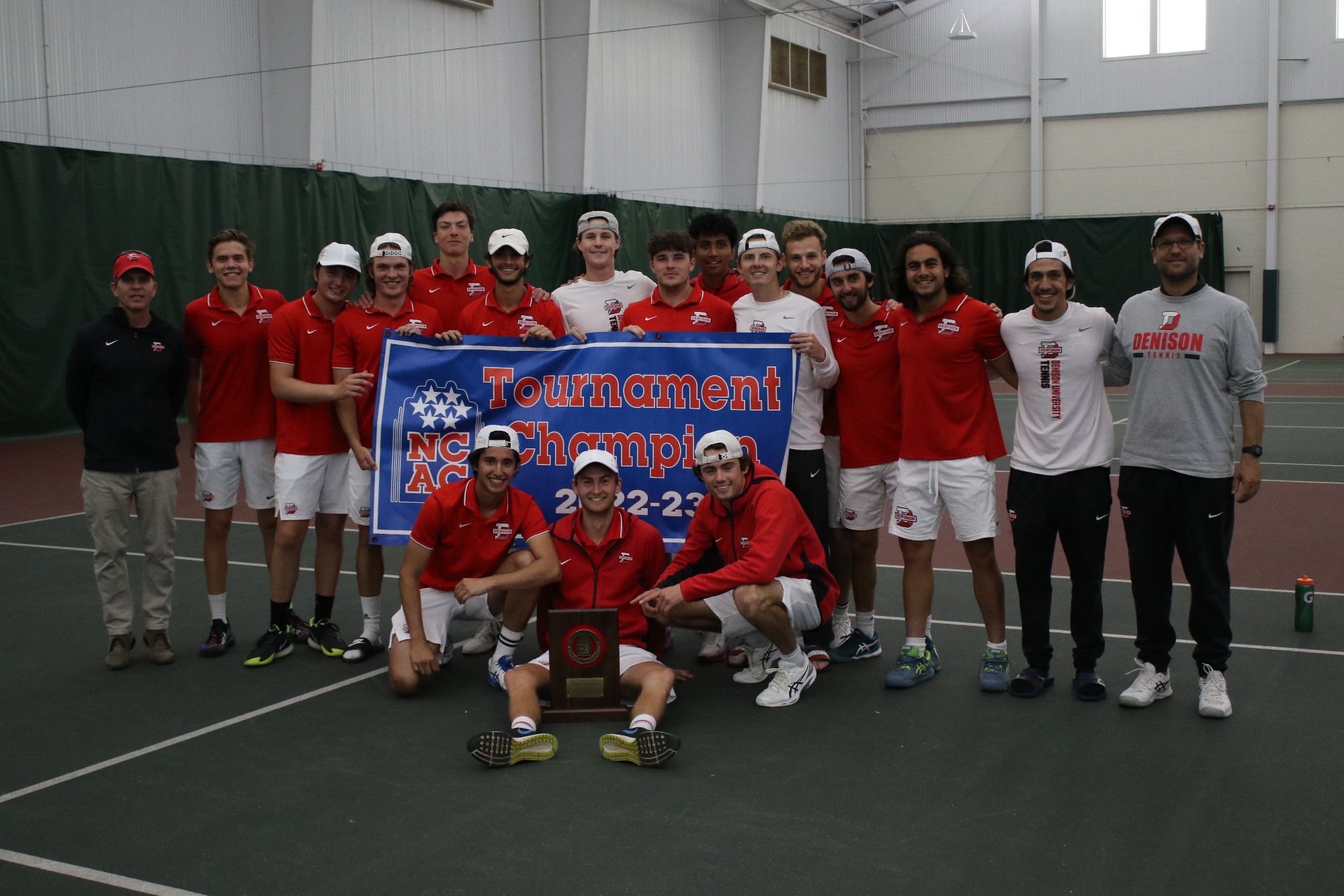 Men’s tennis defeats Kenyon 53 to win NCAC Tournament Championship