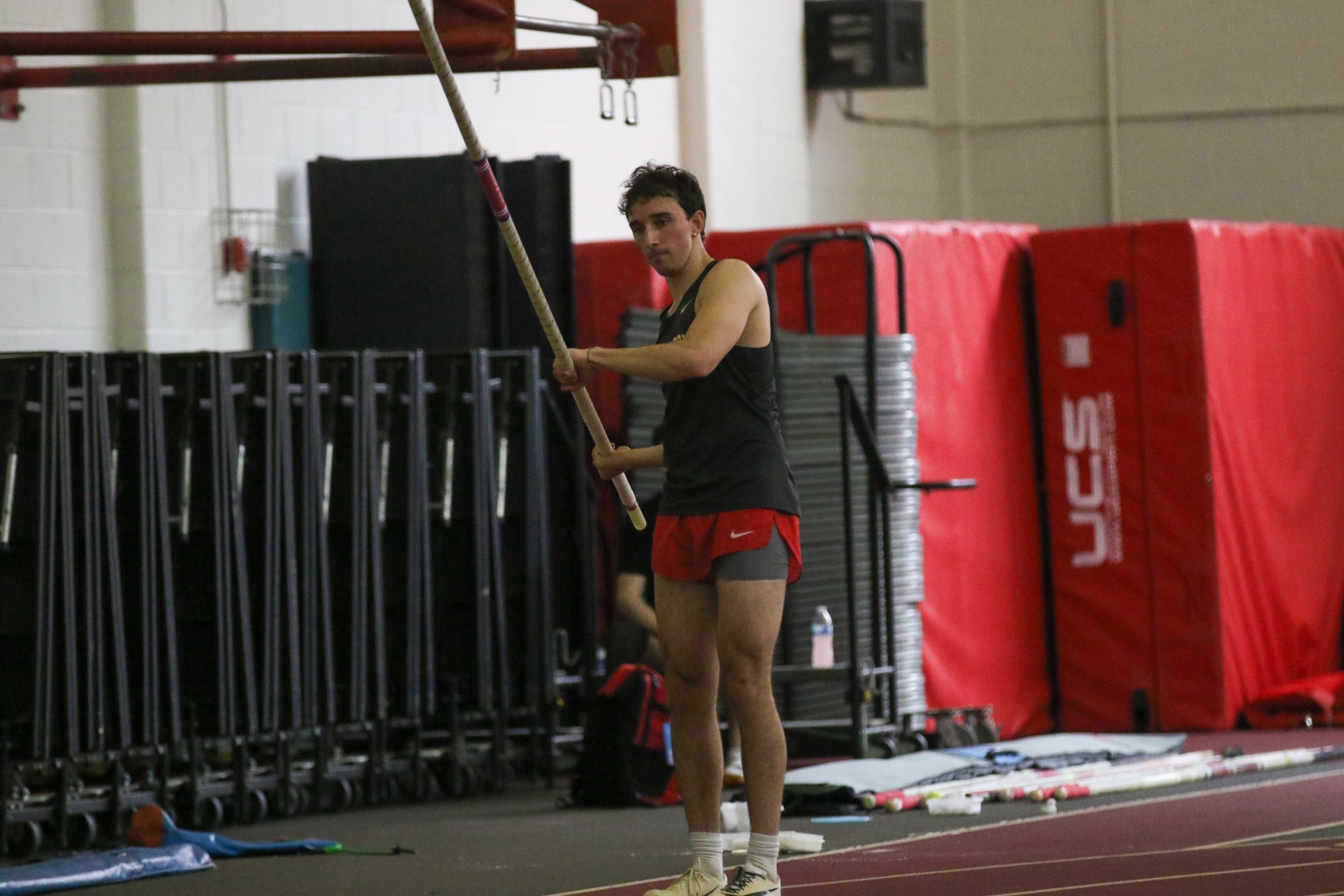 Justin Tharayil getting ready to pole vault