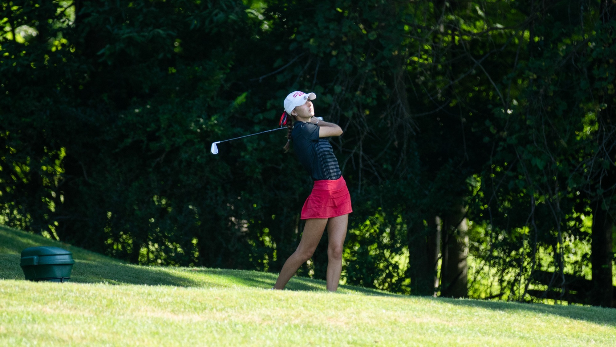 Natalia Fanucchi teeing off