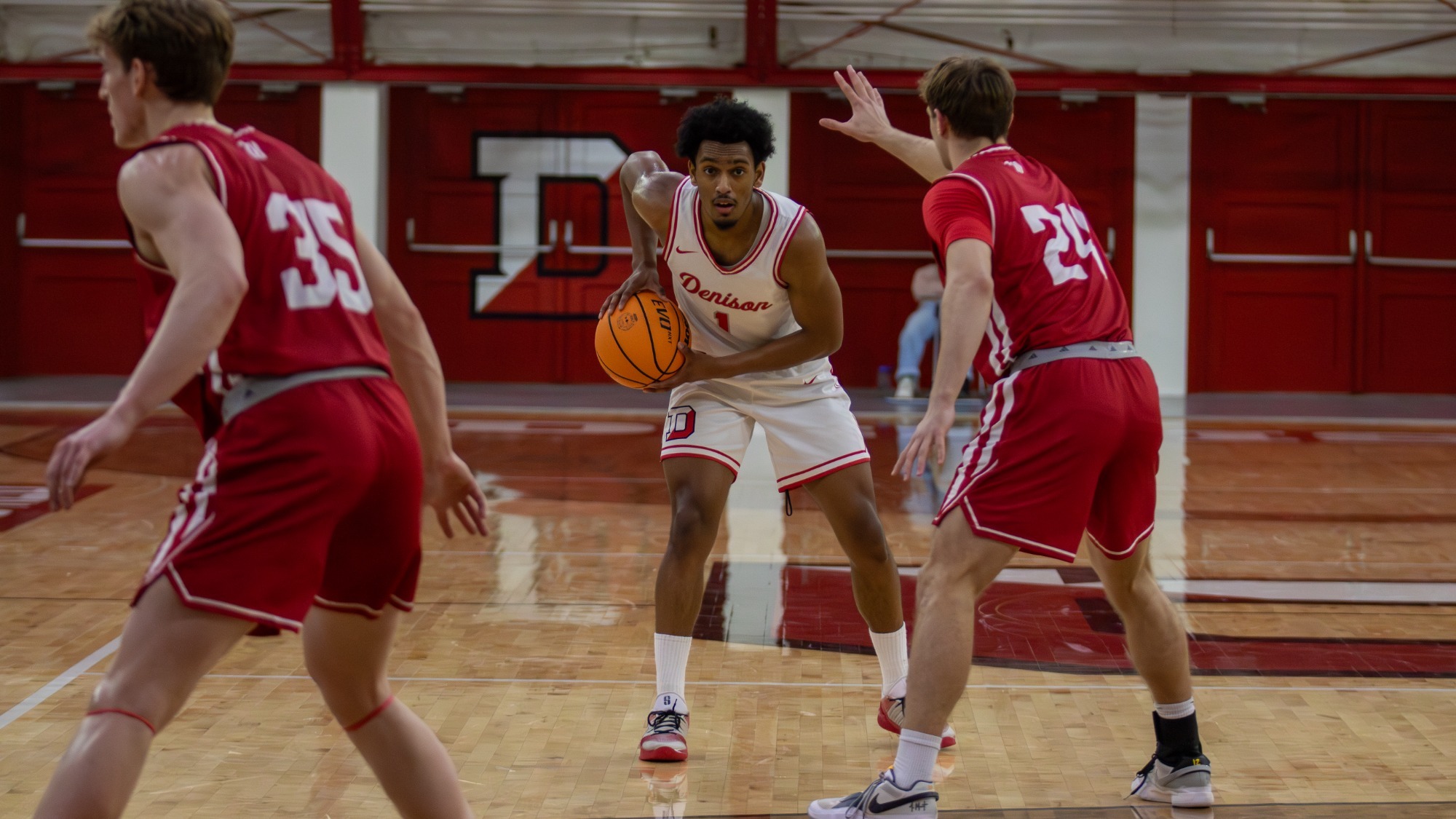 Kellon Smith - 30 Points vs Wittenberg in NCAC Semifinal Matchup