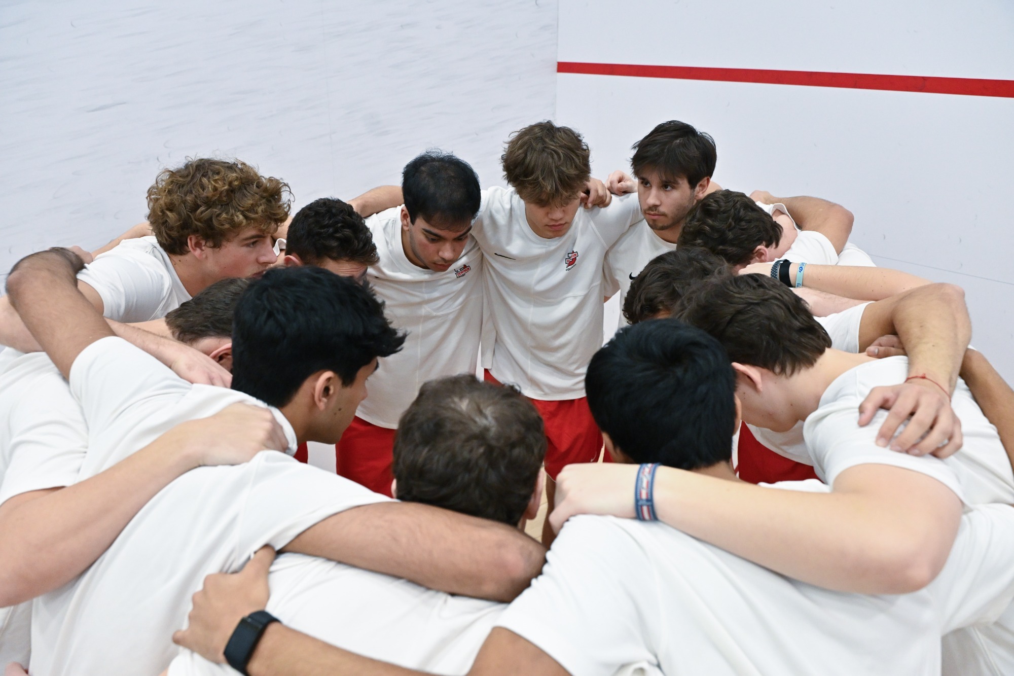 Men's Squash Huddled Up