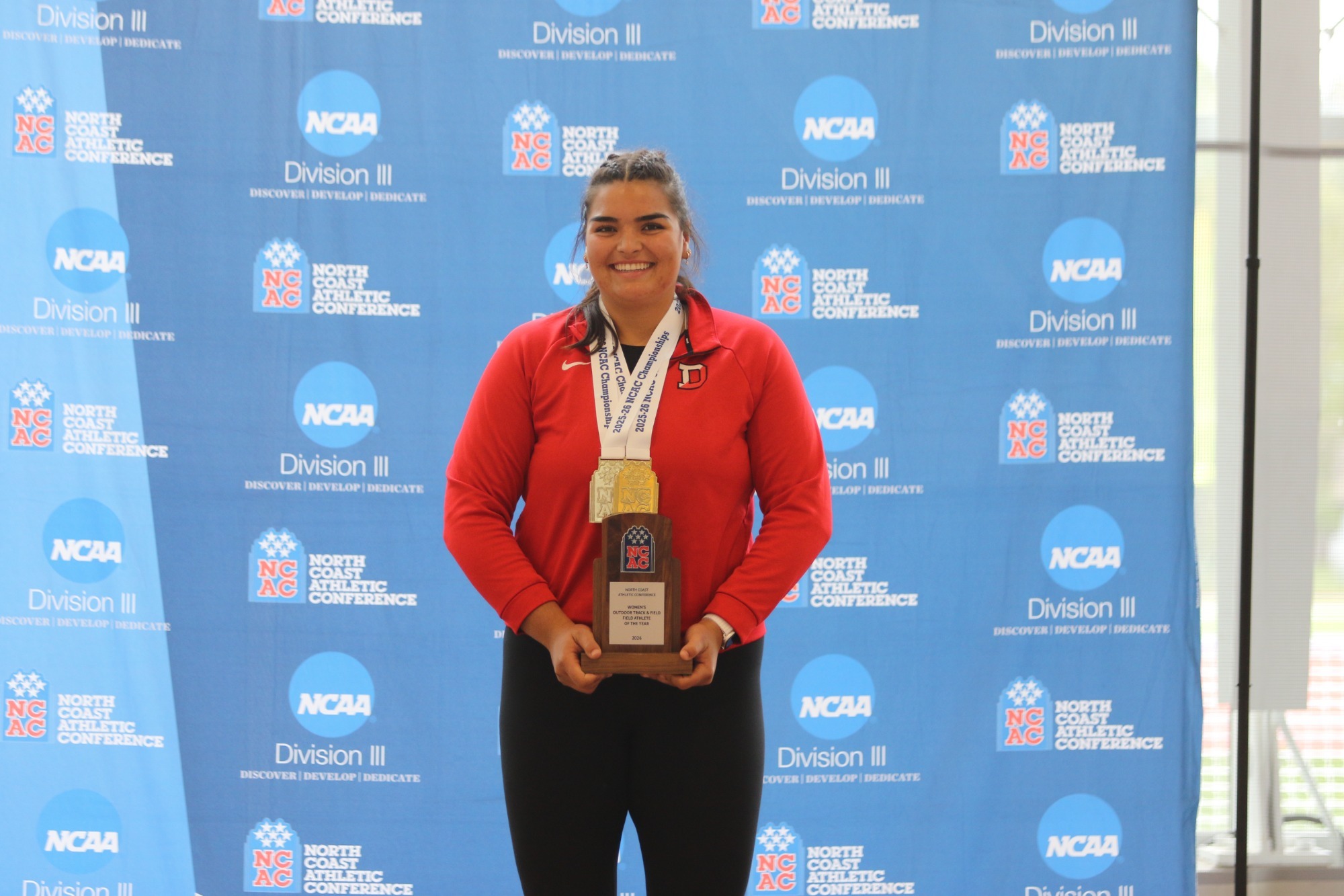 Sydney Flores Field Athlete of the Year