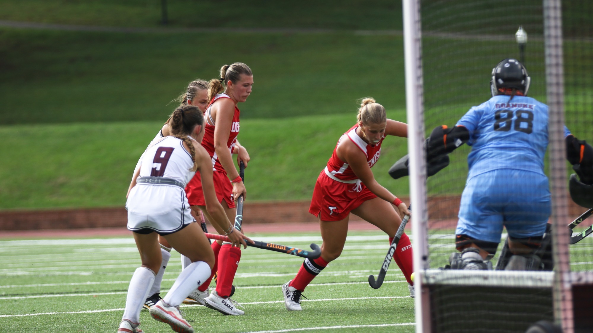 Desmond to the goal