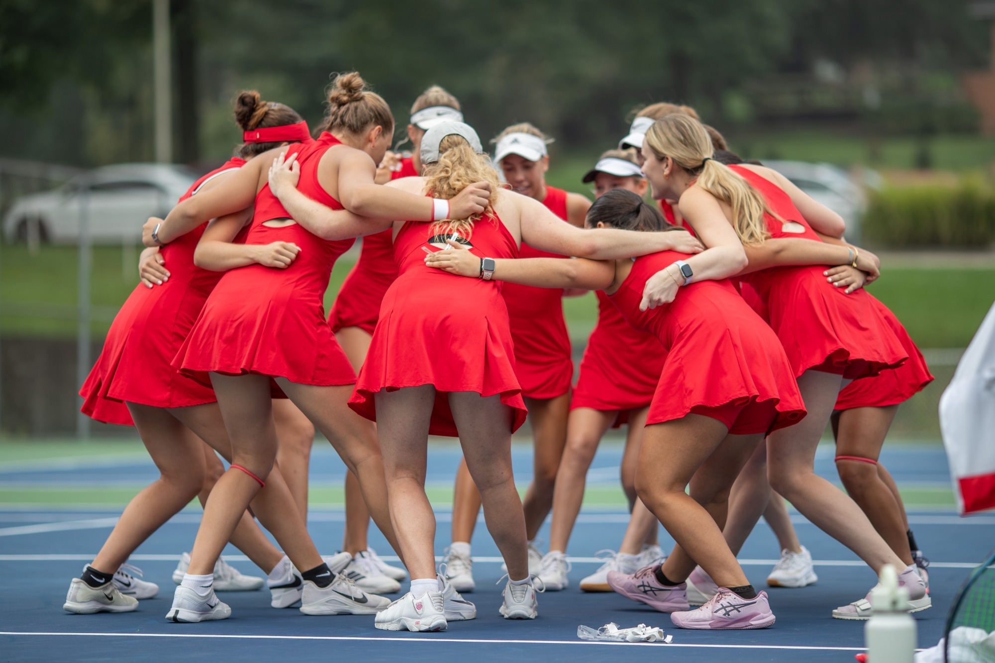 Women's Tennis Circle Before Match