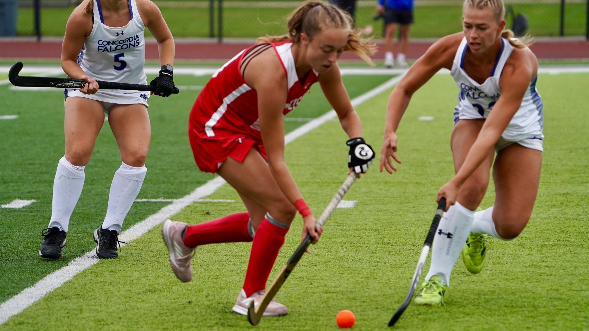 Caroline S breaking past defenders