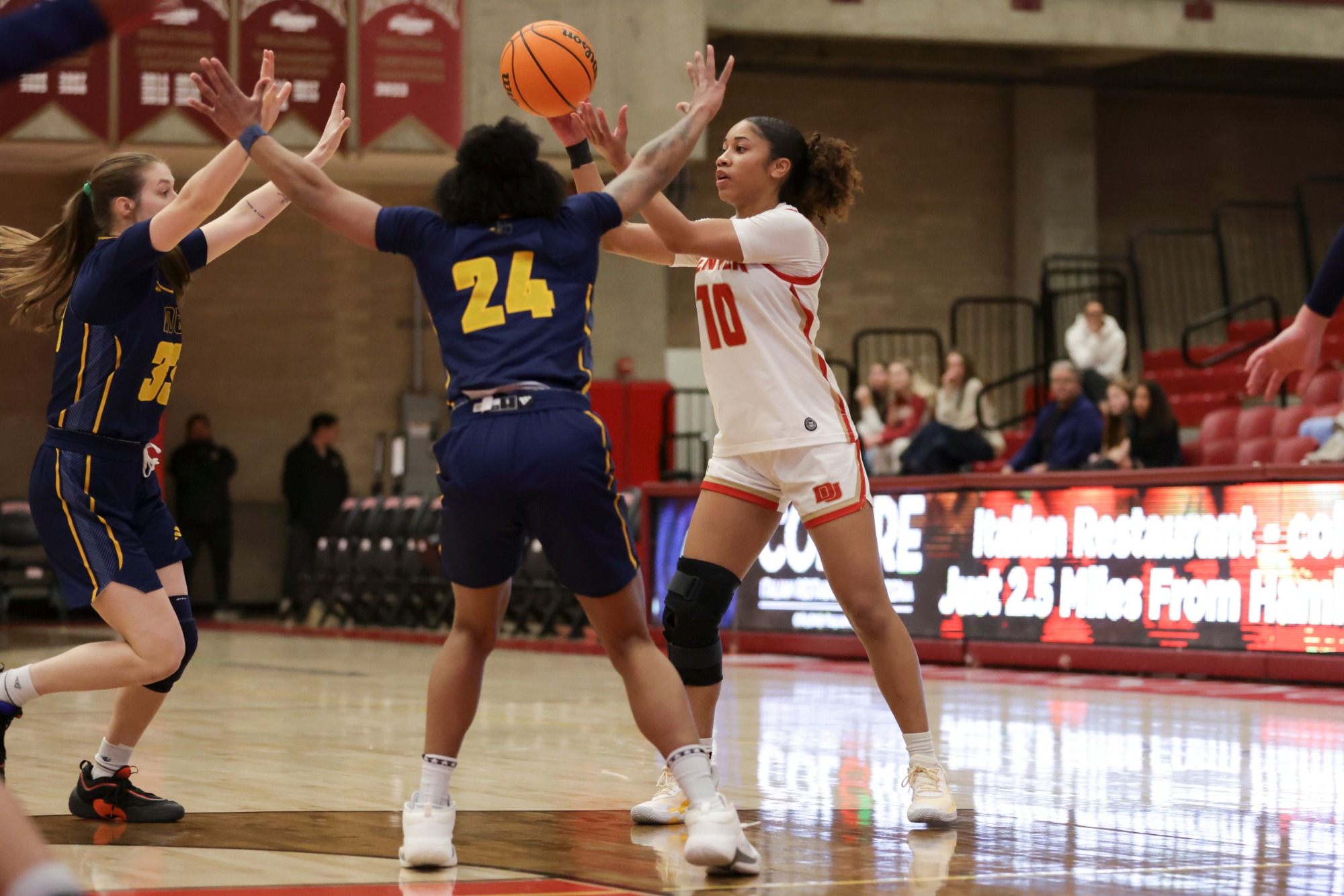21 JAN. 2025: The University of Denver Women’s Basketball team takes on Kansas City at Hamilton Gymnasium in Denver, CO. (Chris Swann/Clarkson Creative Photography)
