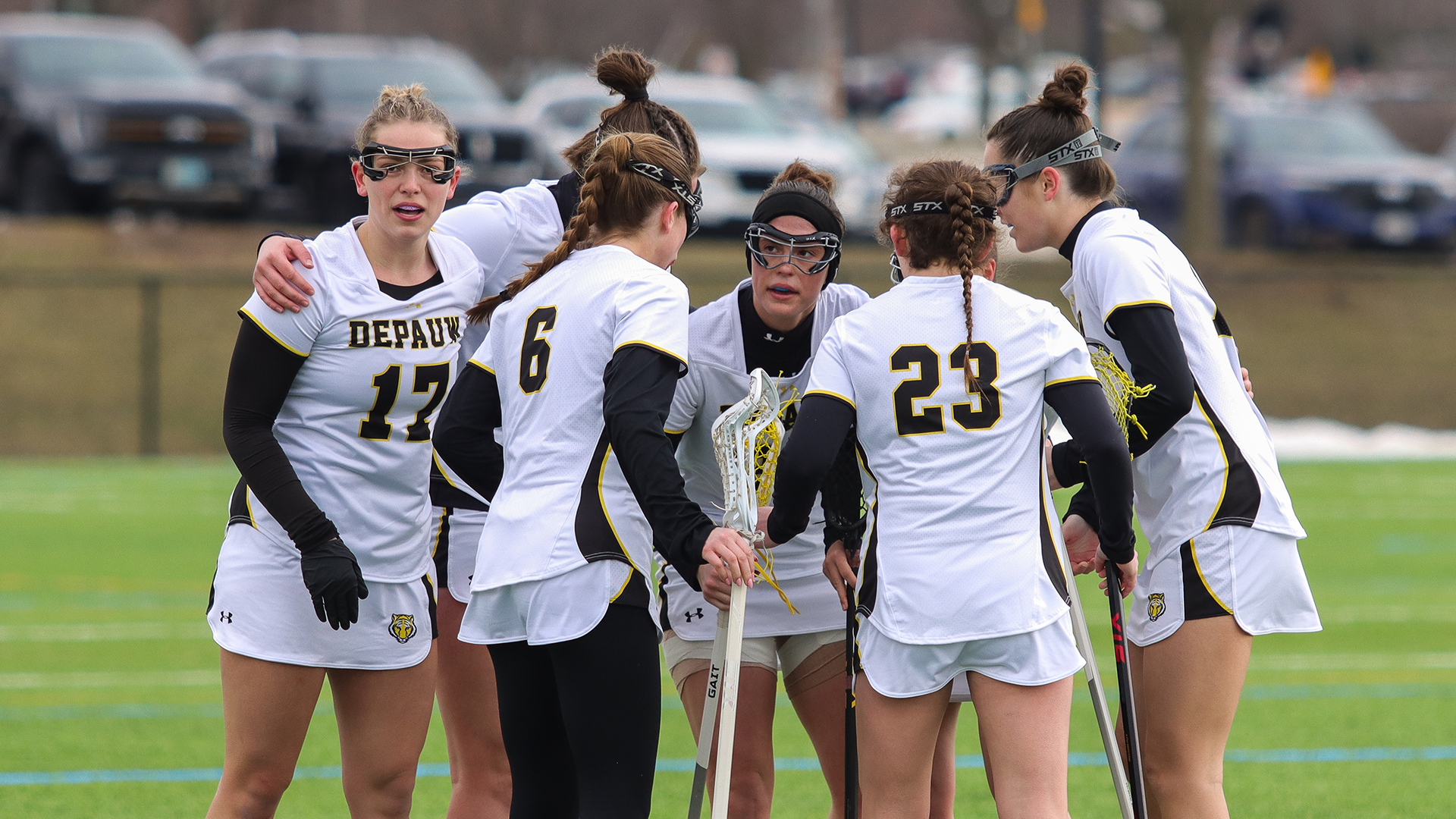 Women's Lacrosse Huddle