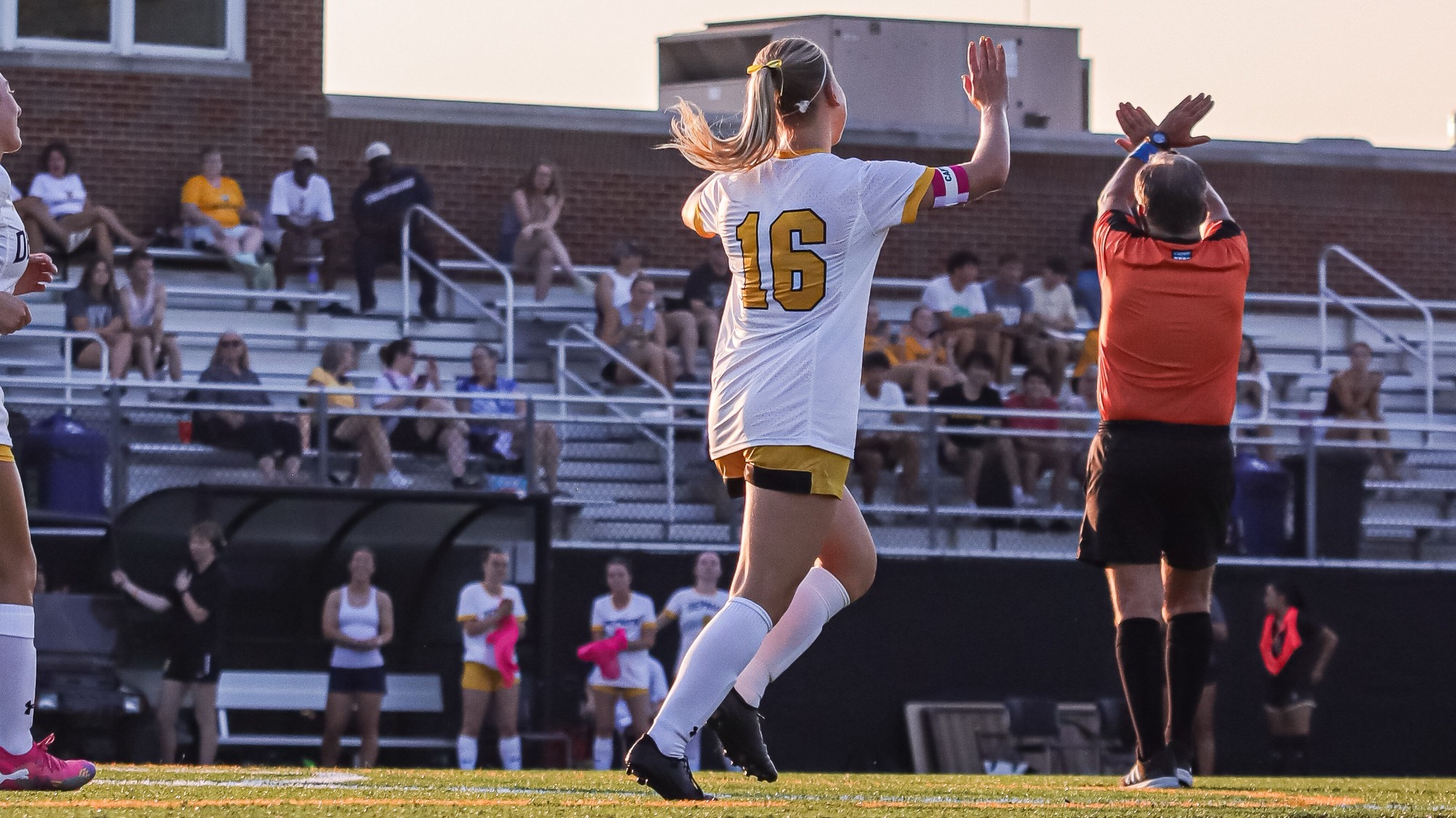 Sara Jacobi Hat Trick