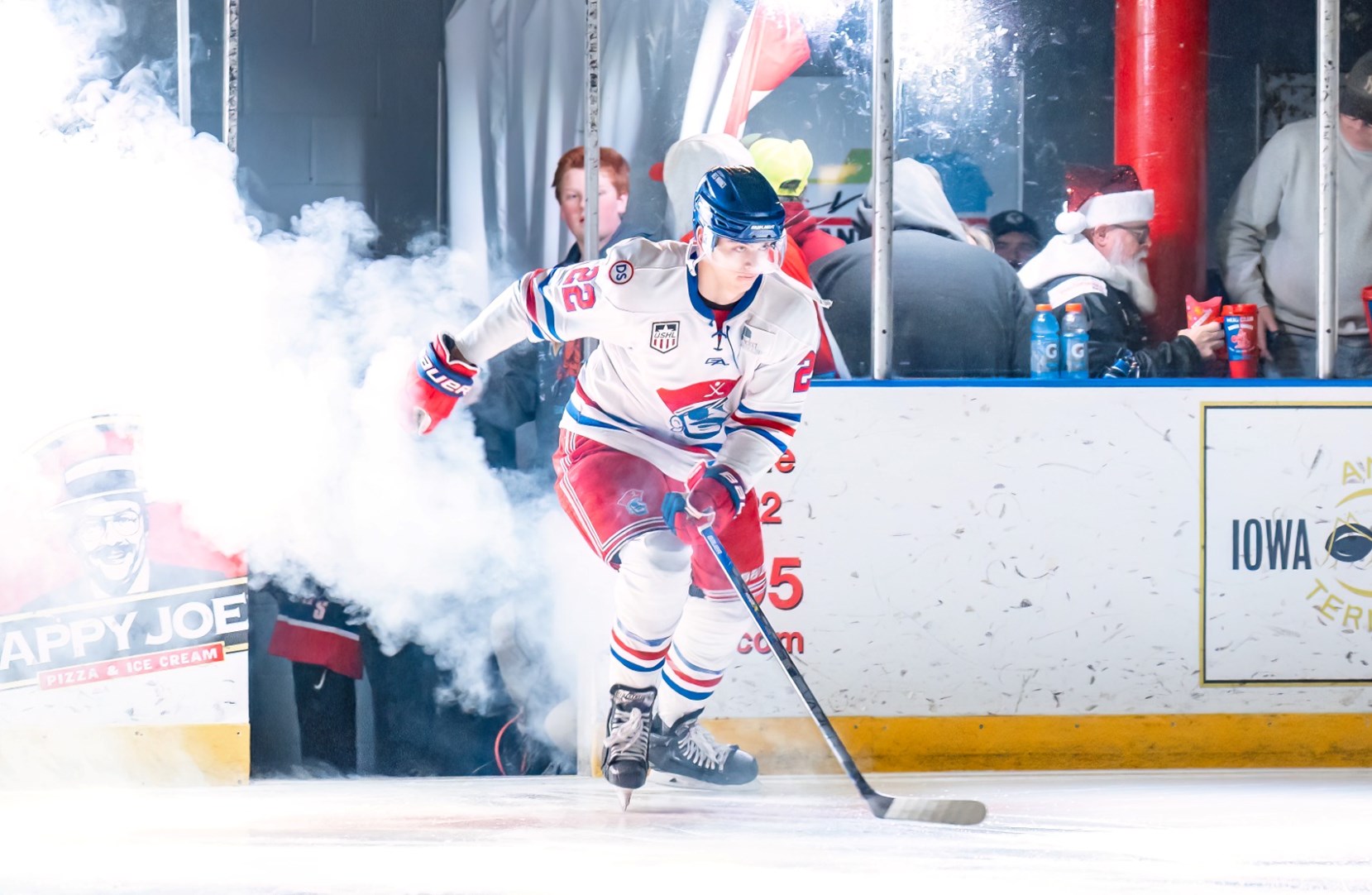 FRIDAY 2FOR1 BEER NIGHT, COWBELL CUP & MORE Des Moines Buccaneers