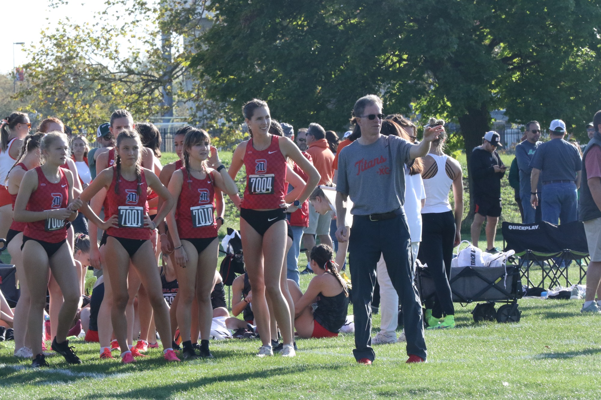 Head coach Guy Murray giving directions