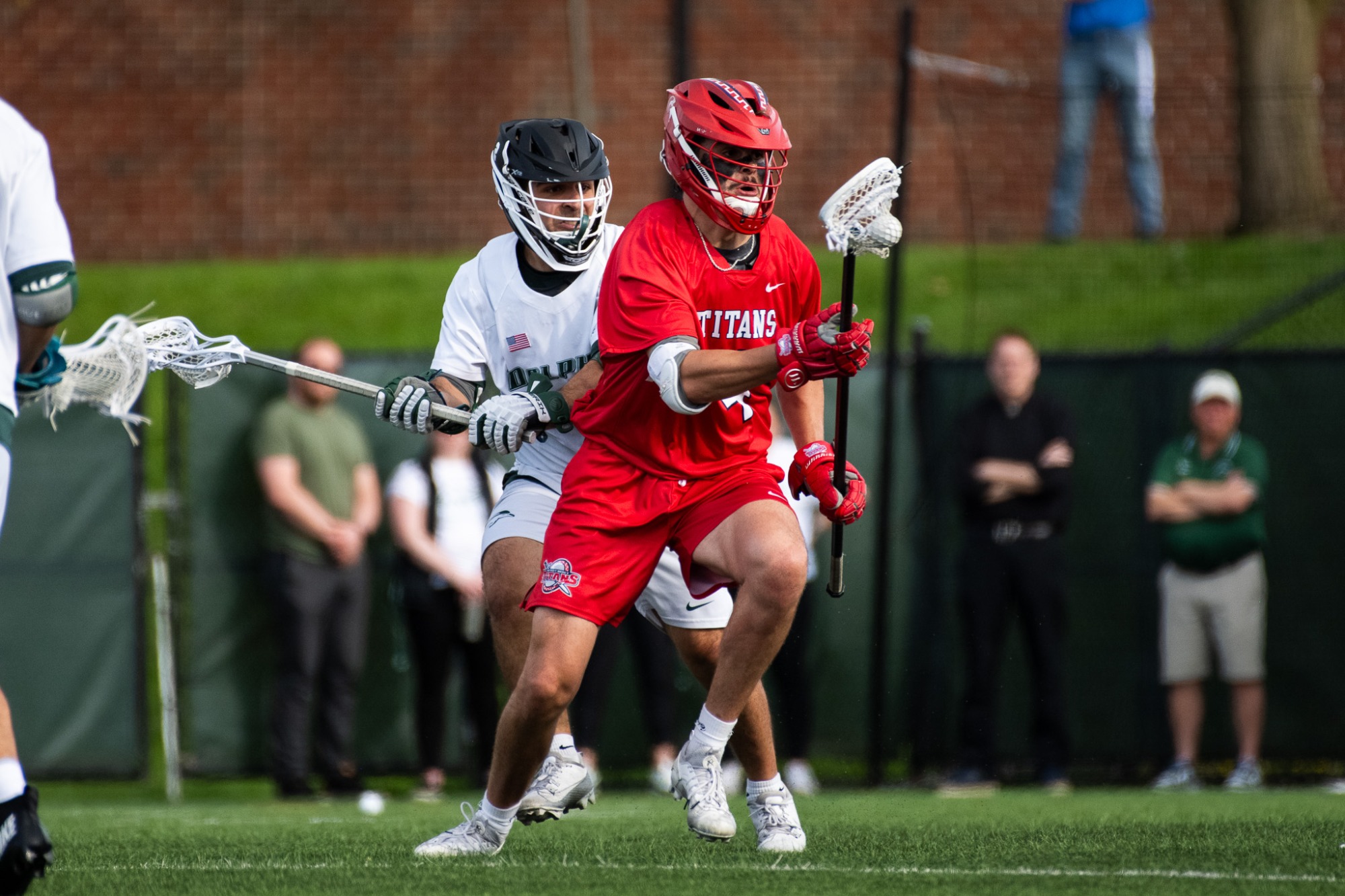 Kyle Grant on defense 