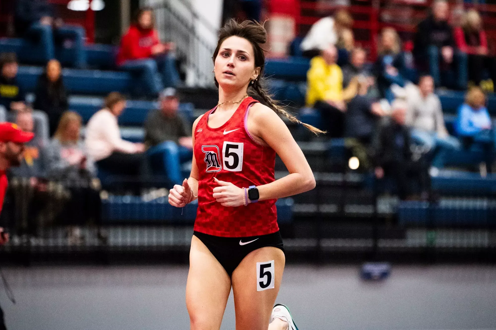 Helana Napiorkowski in the 3,000 meters 
