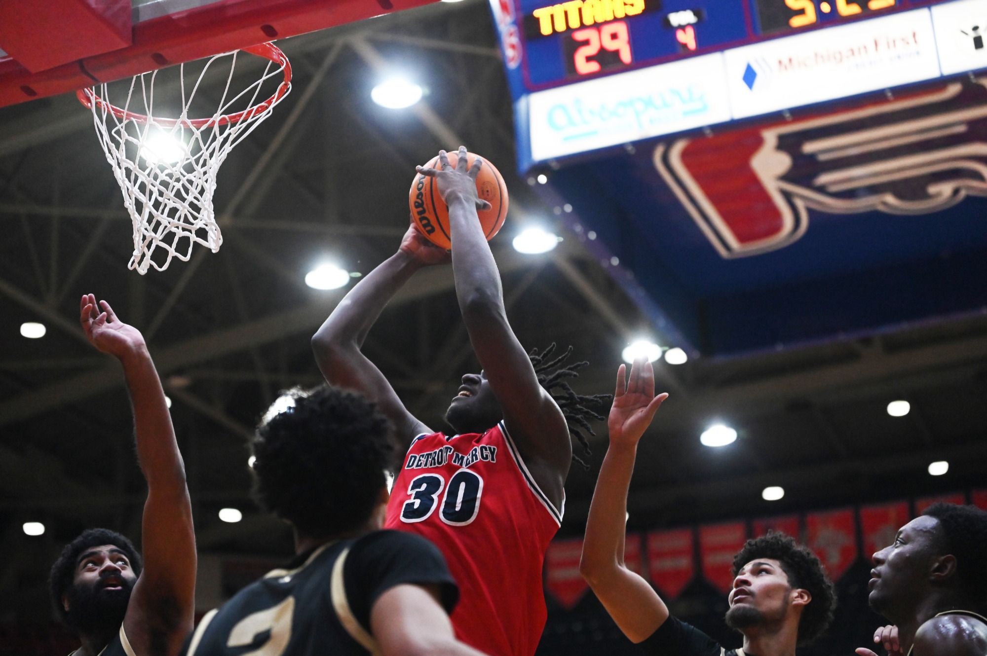 Ryan Kalambay on offense 