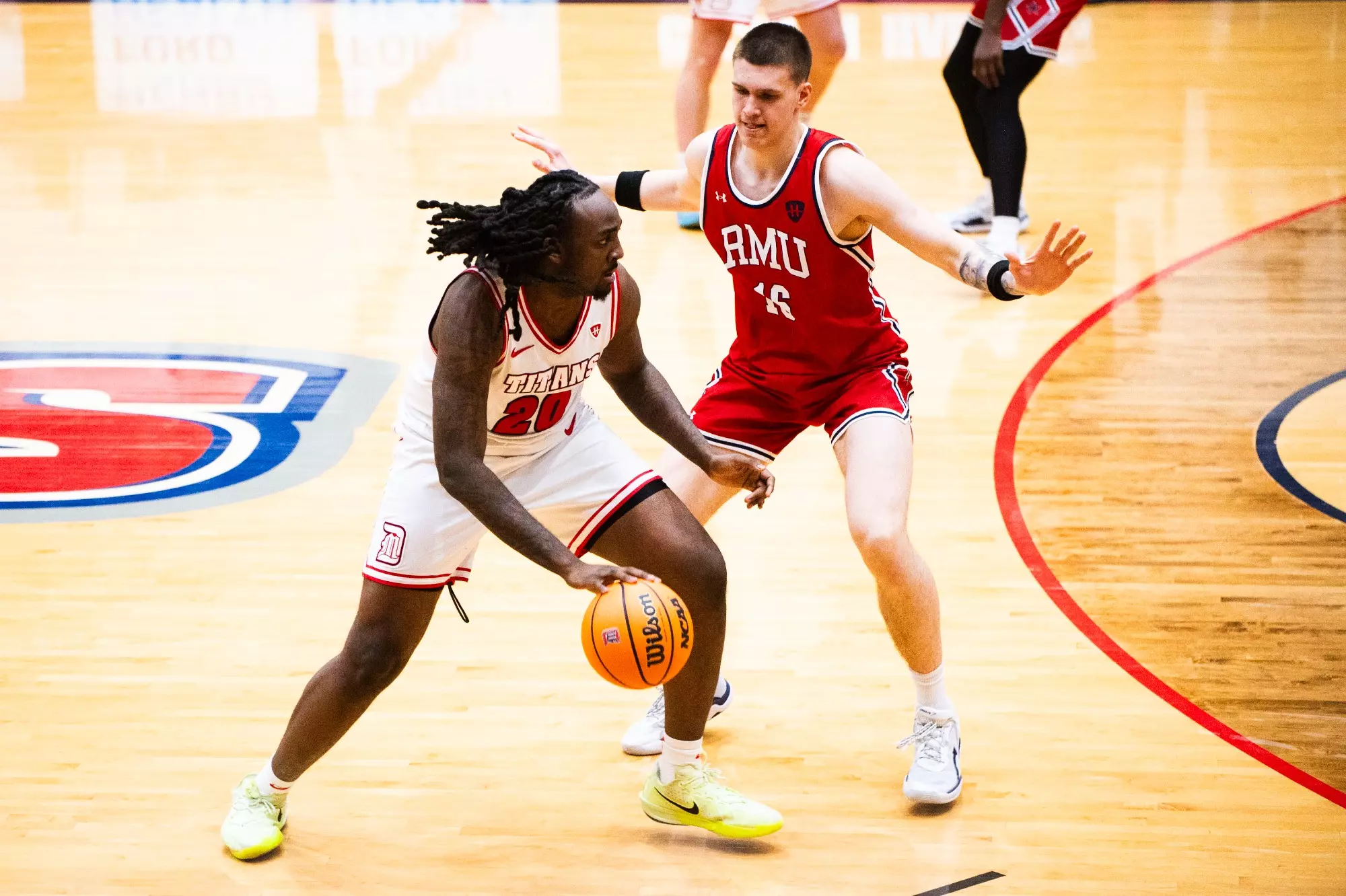 London Maiden on offense 