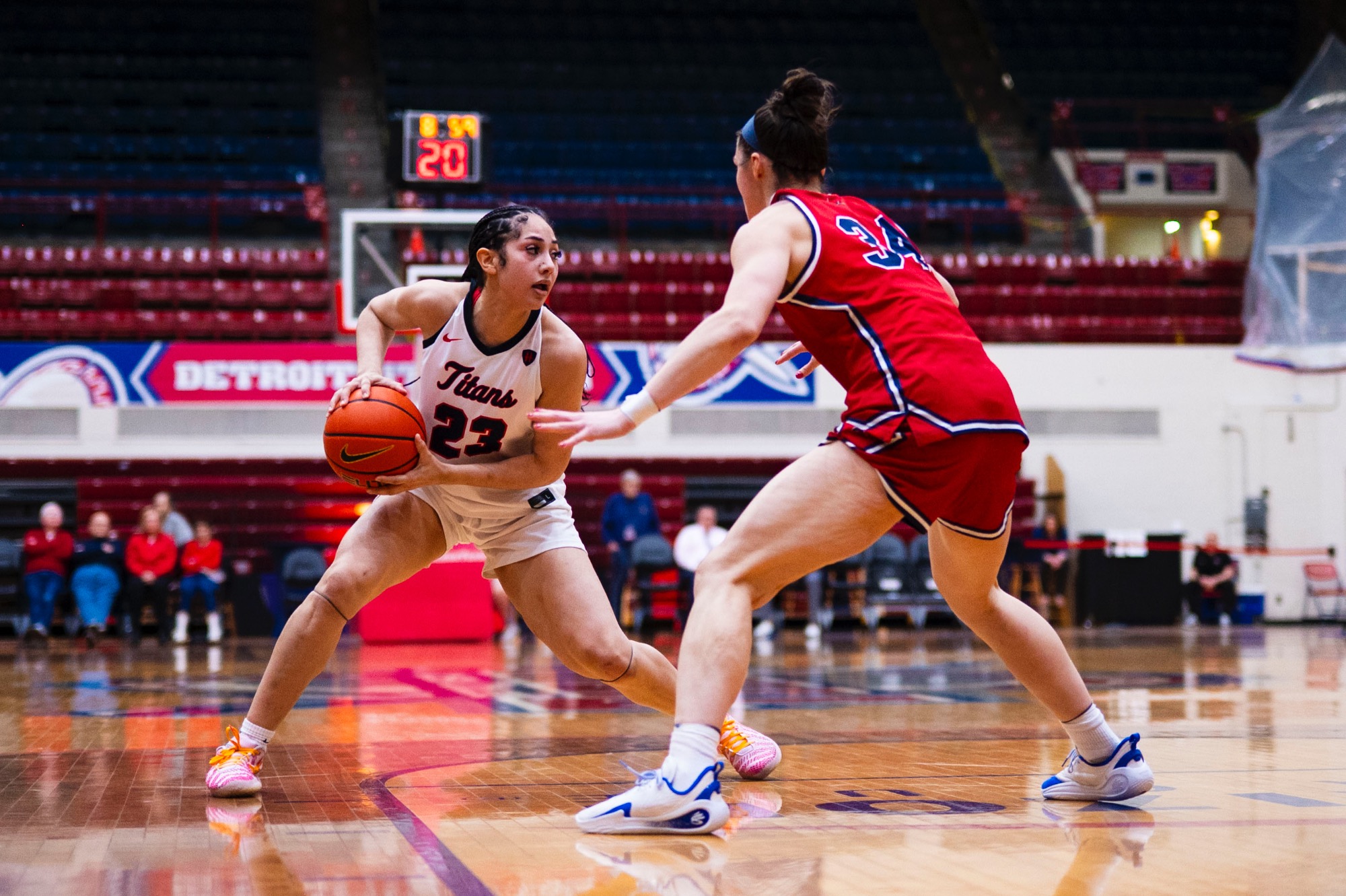 Jasmine Edwards, graduate forward/center, surveys the defense.