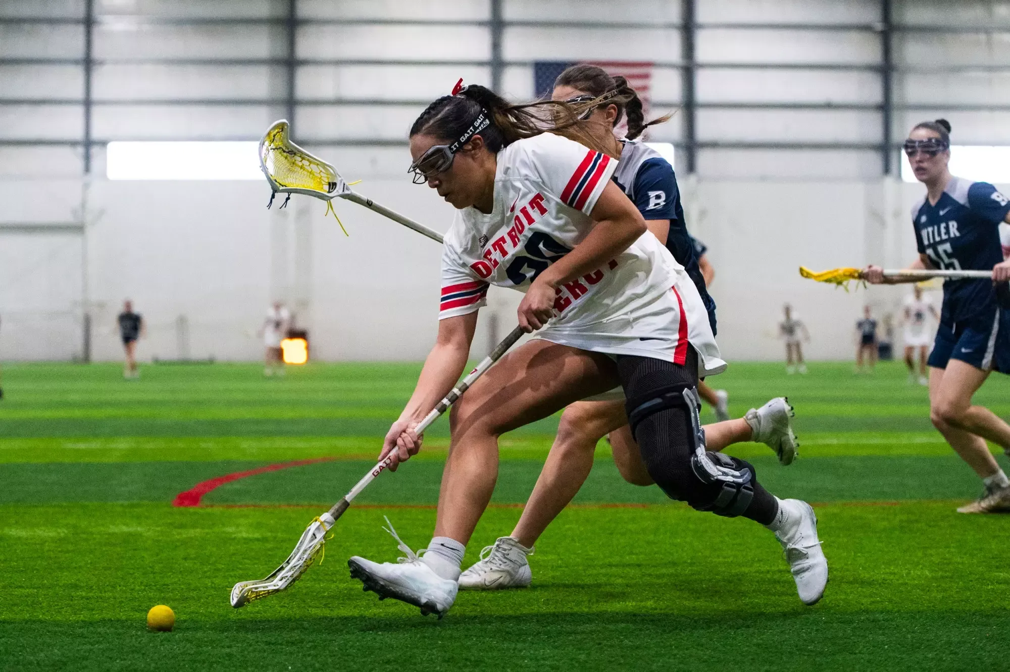 Avary Sacdalan fights for a ground ball 