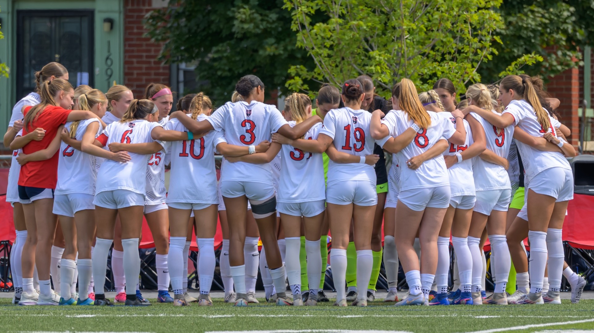 WSOC Team Huddle vs WMU