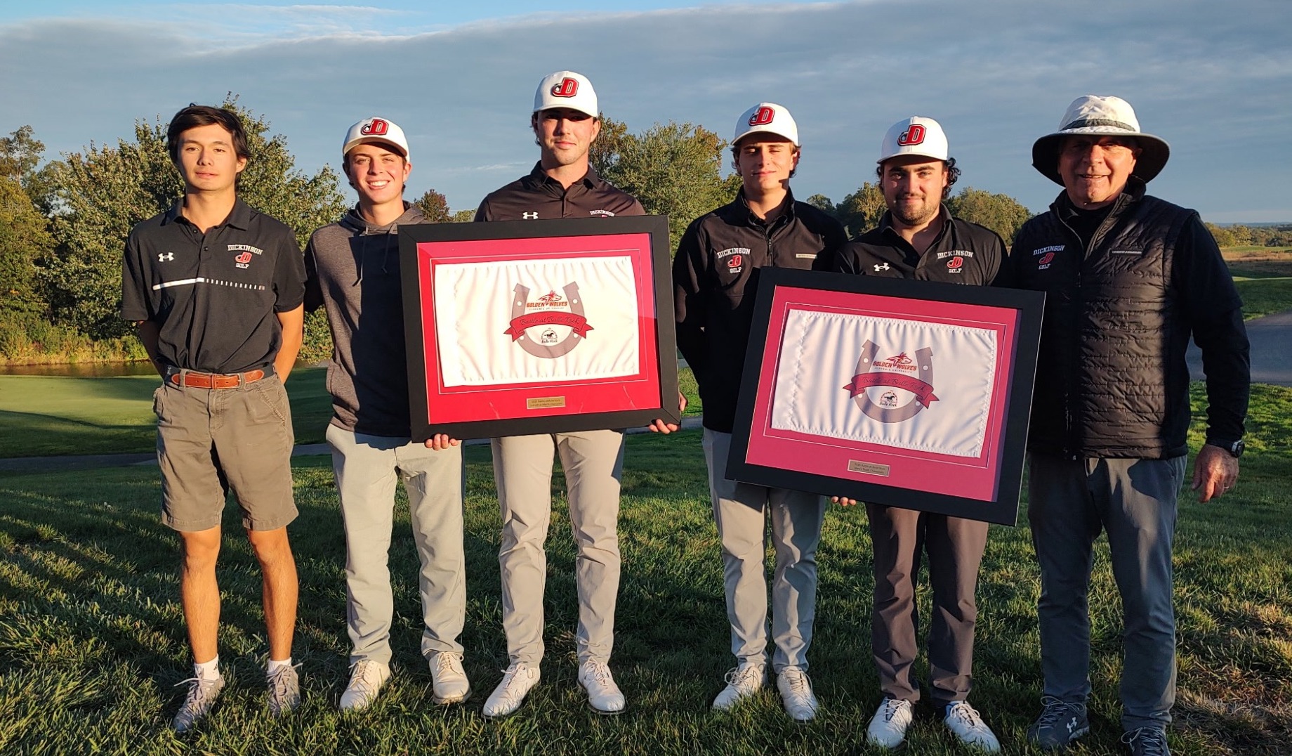 Mens golf after winning the Alvernia University Fall Invite on 10-15-25
