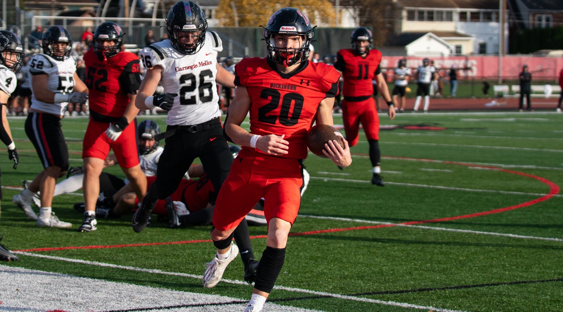 Dane Sorensen scoring a touchdown in the fourth quarter against Carnegie Mellon on 11-1-25