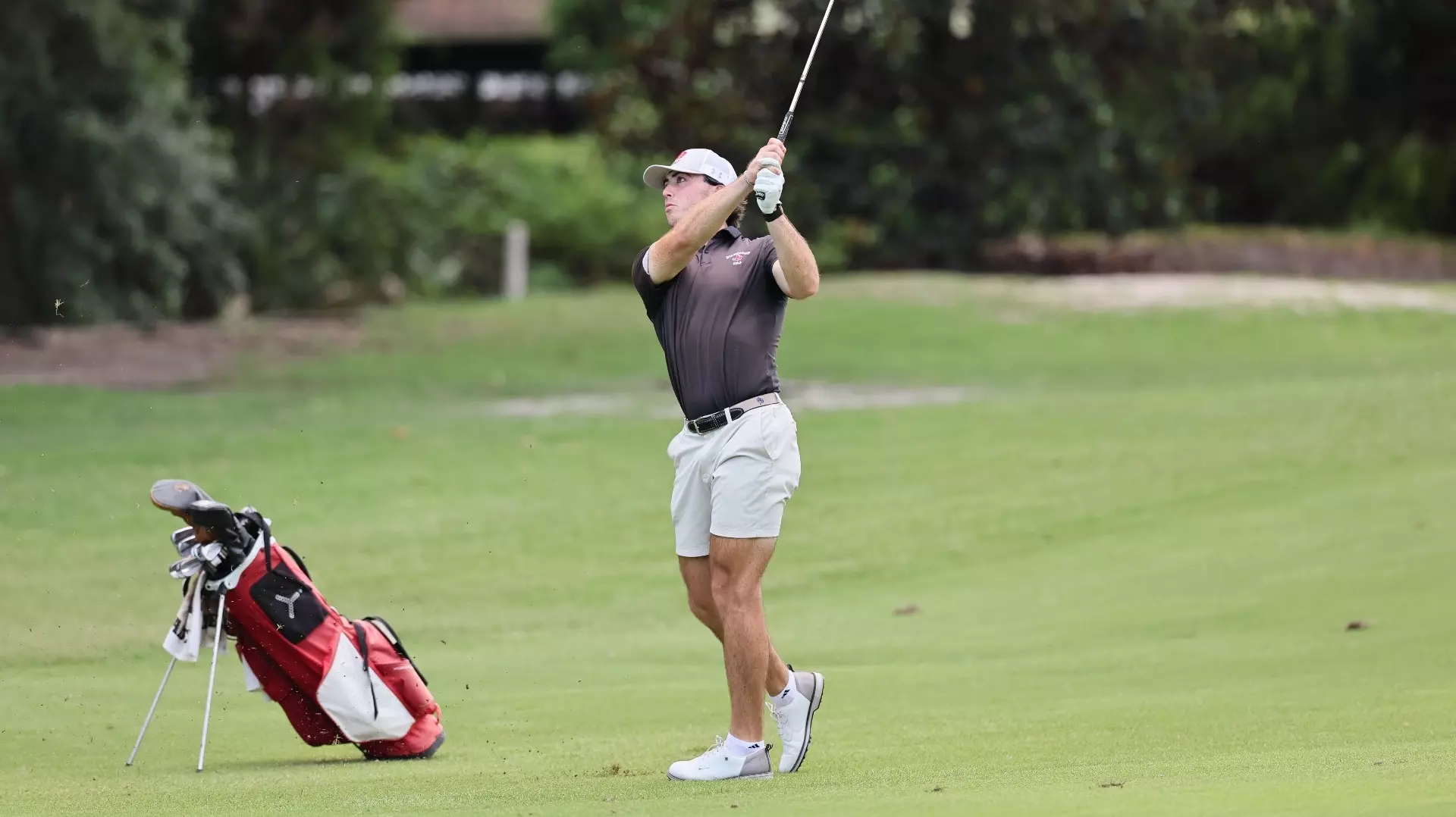 Collin McMahon-Shea taking a shot on Day Two of the 2026 NCAA Division III Men Golf Tournament