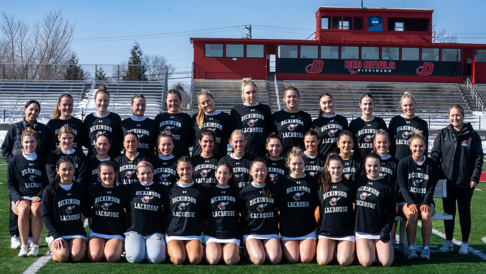 2026 Women's Lacrosse Team Photo with coaches