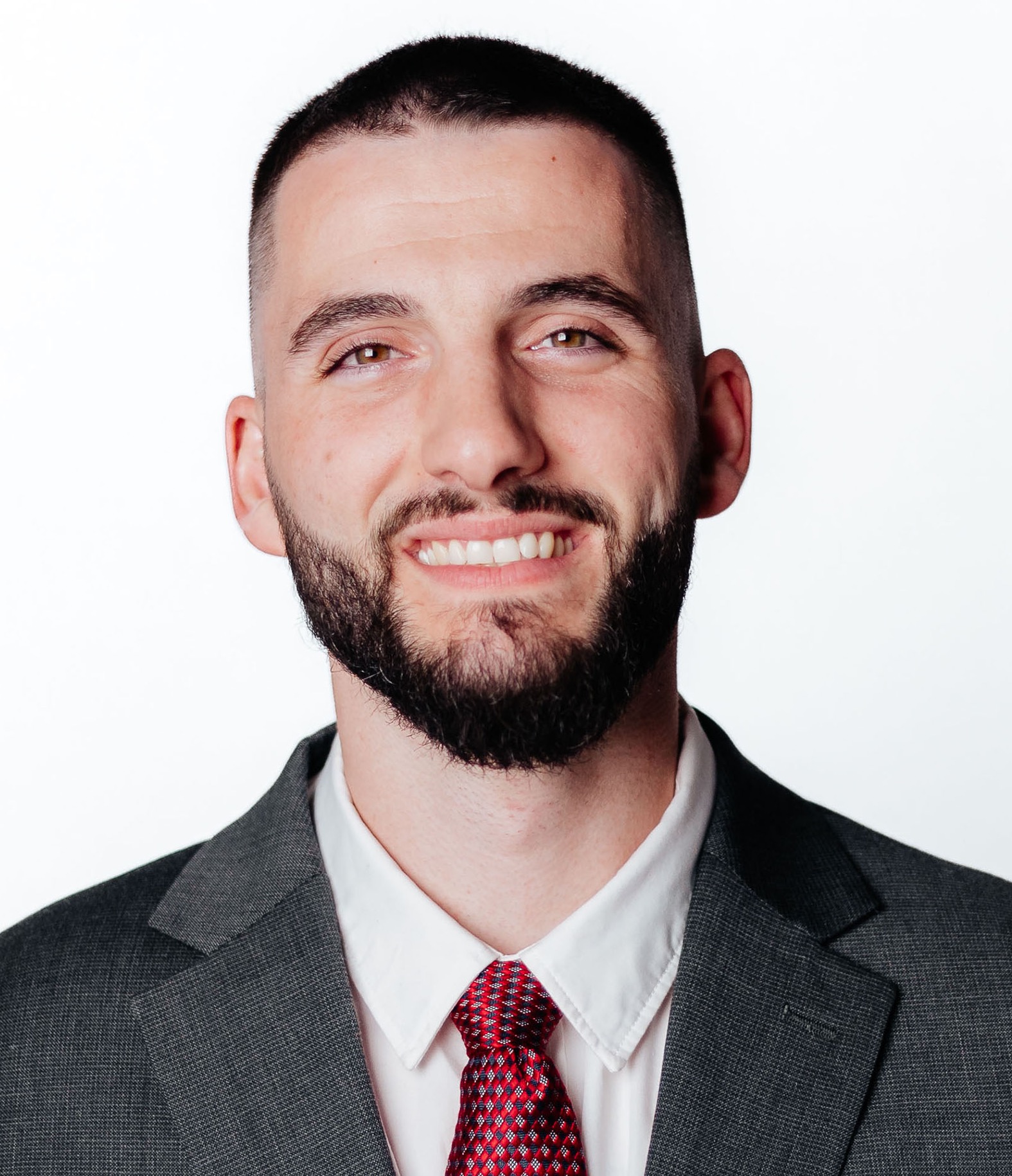 Elliott DeWitt Headshot