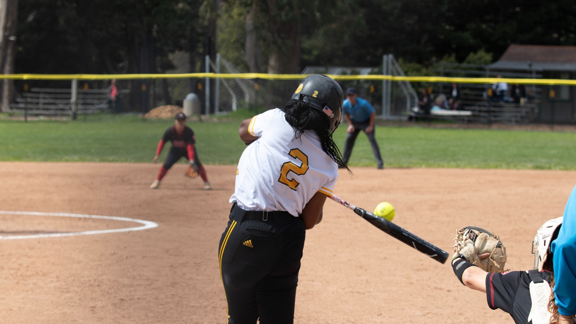 Aneesa Brewer with a pinch hit single