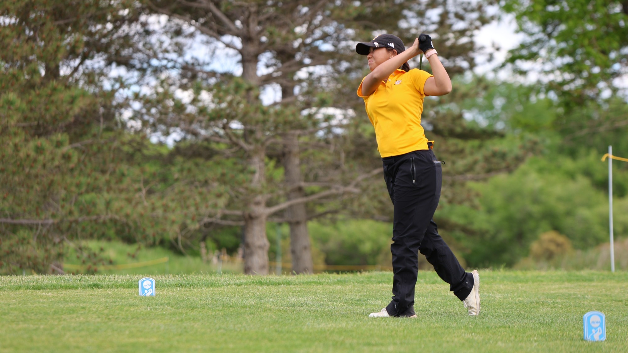 Ellexis Mingming with a tee shot on the final day of the NCAA West Regional