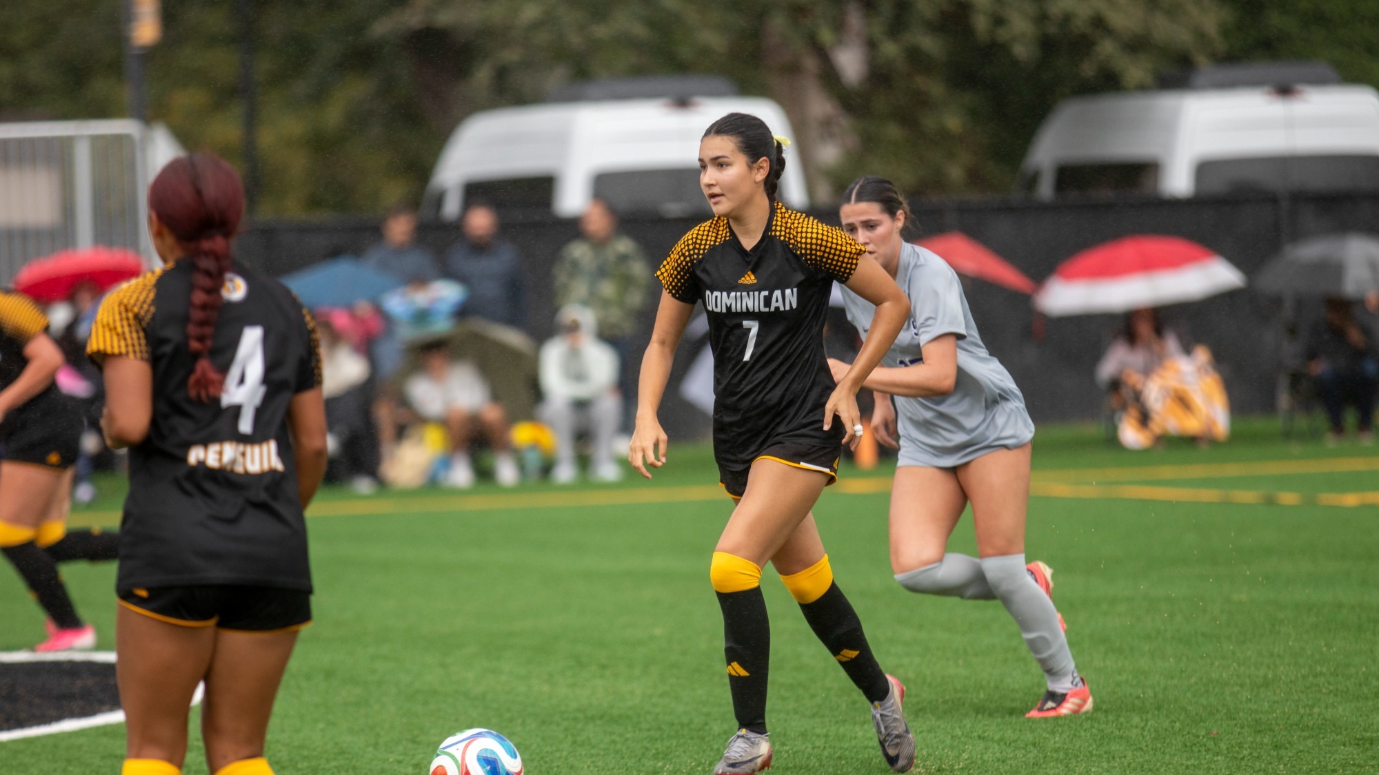 Brisa Navarette works from the midfield