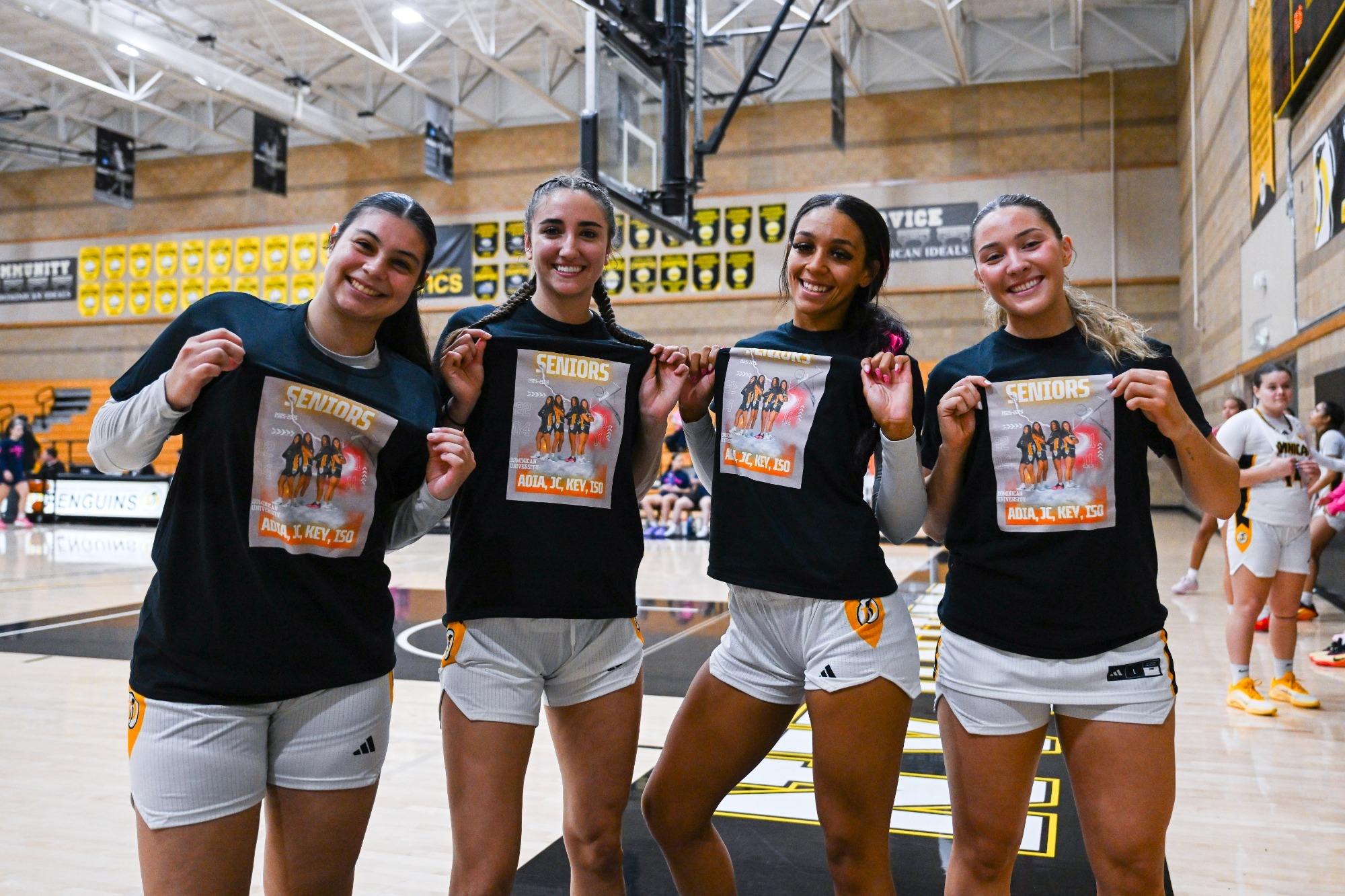 DUC WBB 2026 seniors 